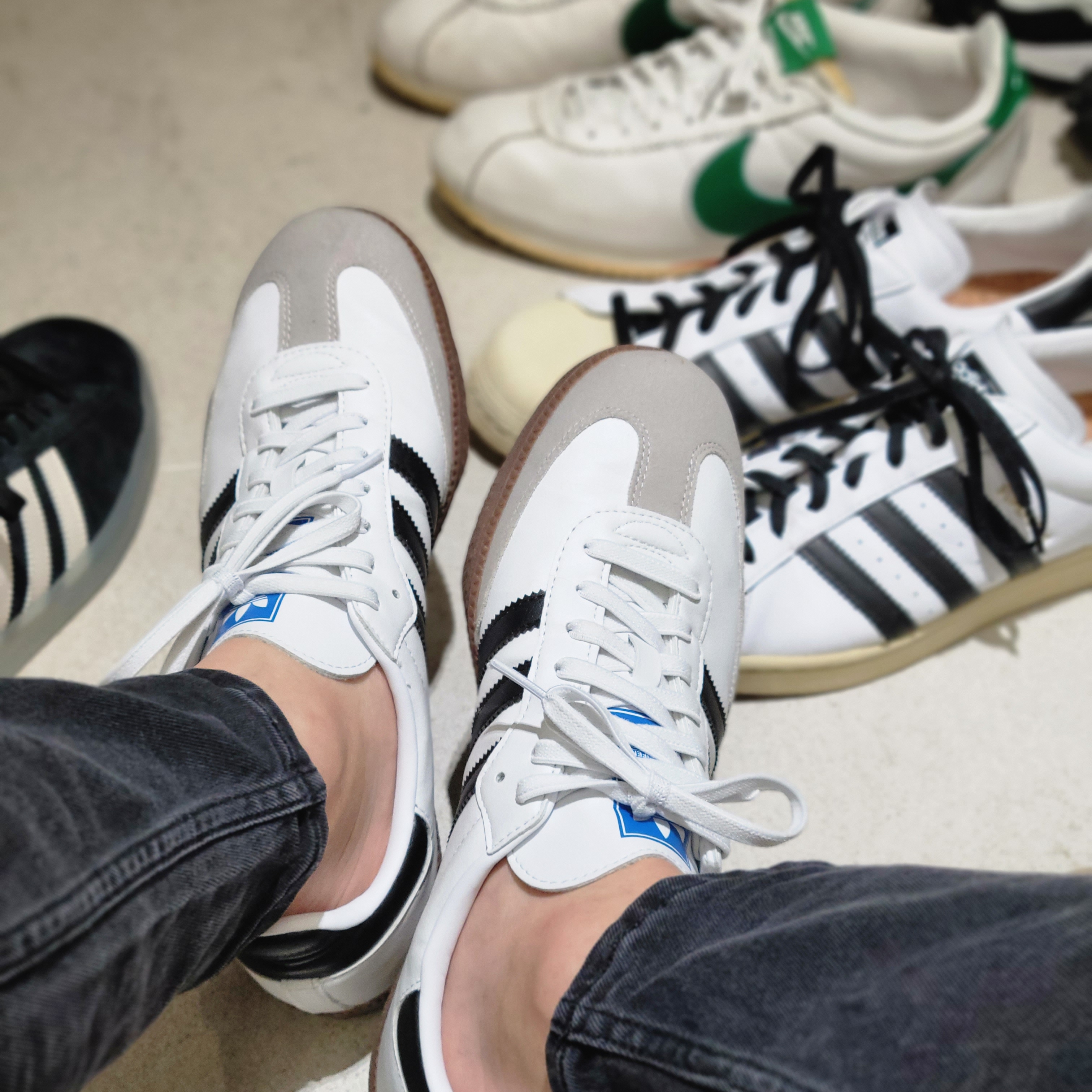 Adidas Samba Vegan White Black 착용 스타일