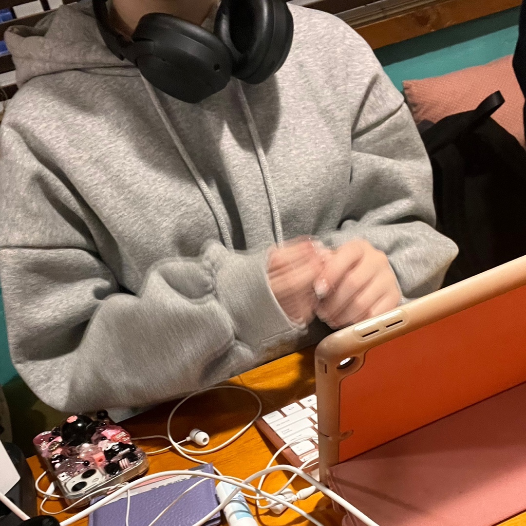 Sony WH-1000XM4 Black (Korean Ver.) 착용 스타일
