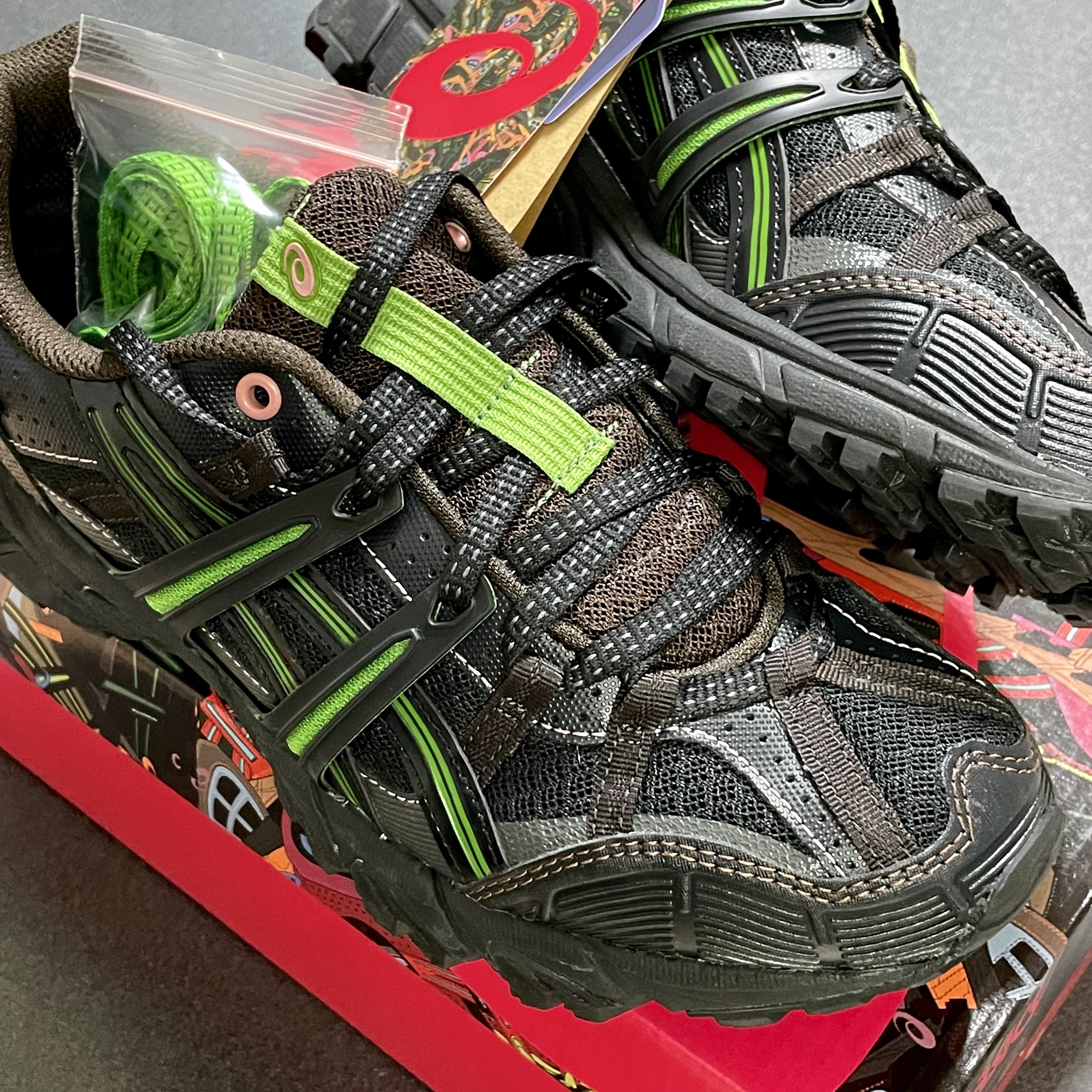 Asics x Andersson Bell Gel-Sonoma 15-50 Black Green 착용 스타일 - 1
