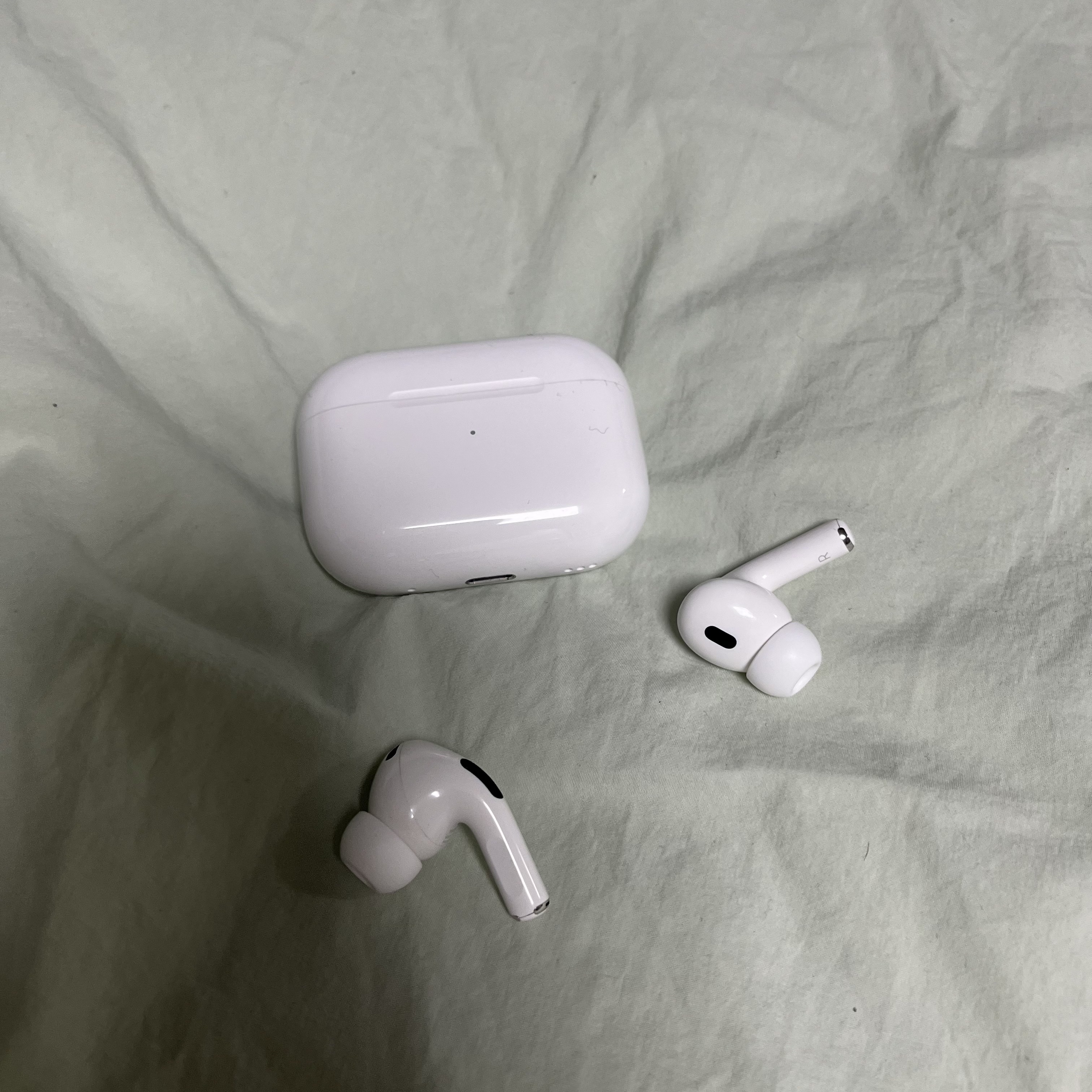 Apple AirPods Pro 2nd Gen (Korean Ver.) 착용 스타일