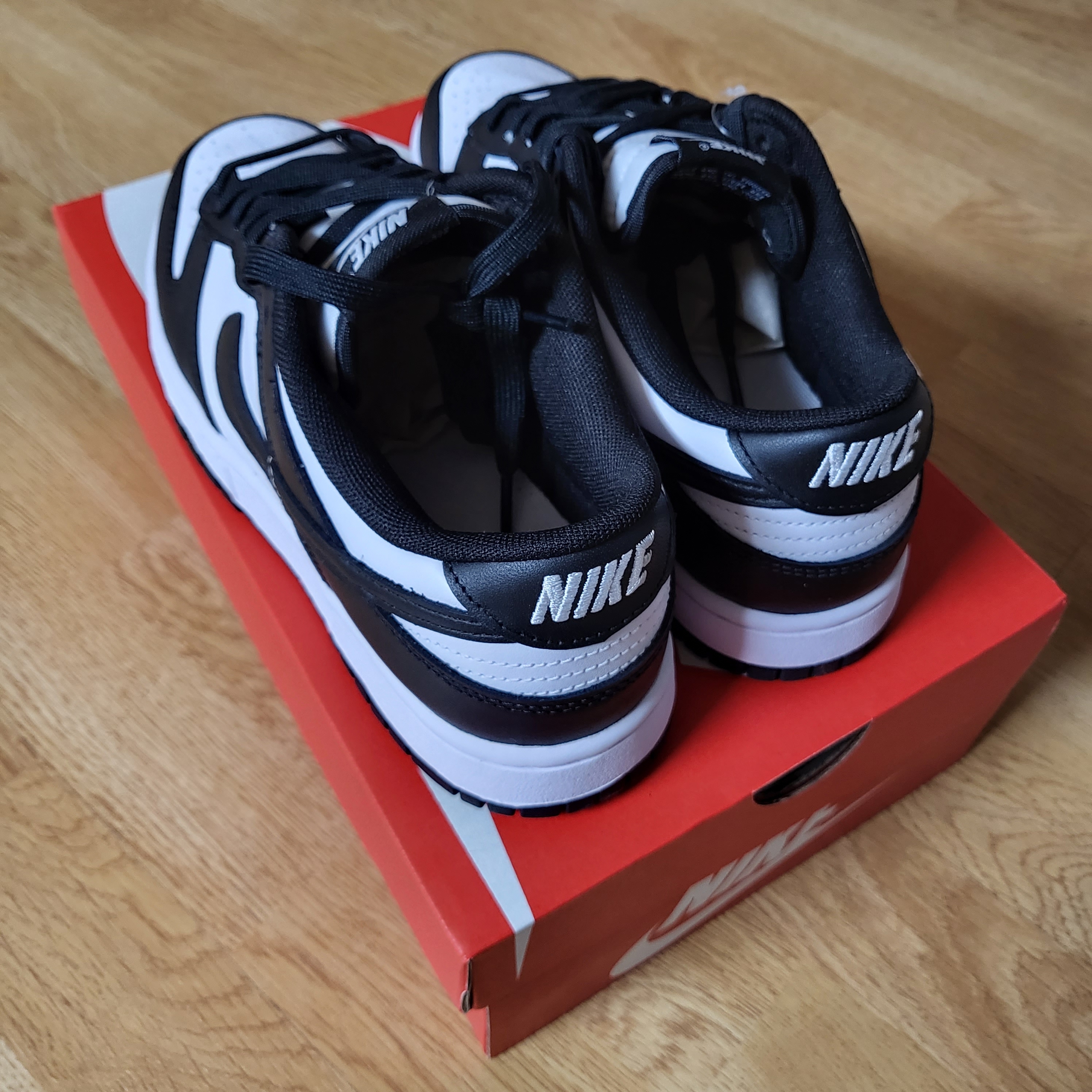 Nike Dunk Low Retro Black 착용 스타일 - 3