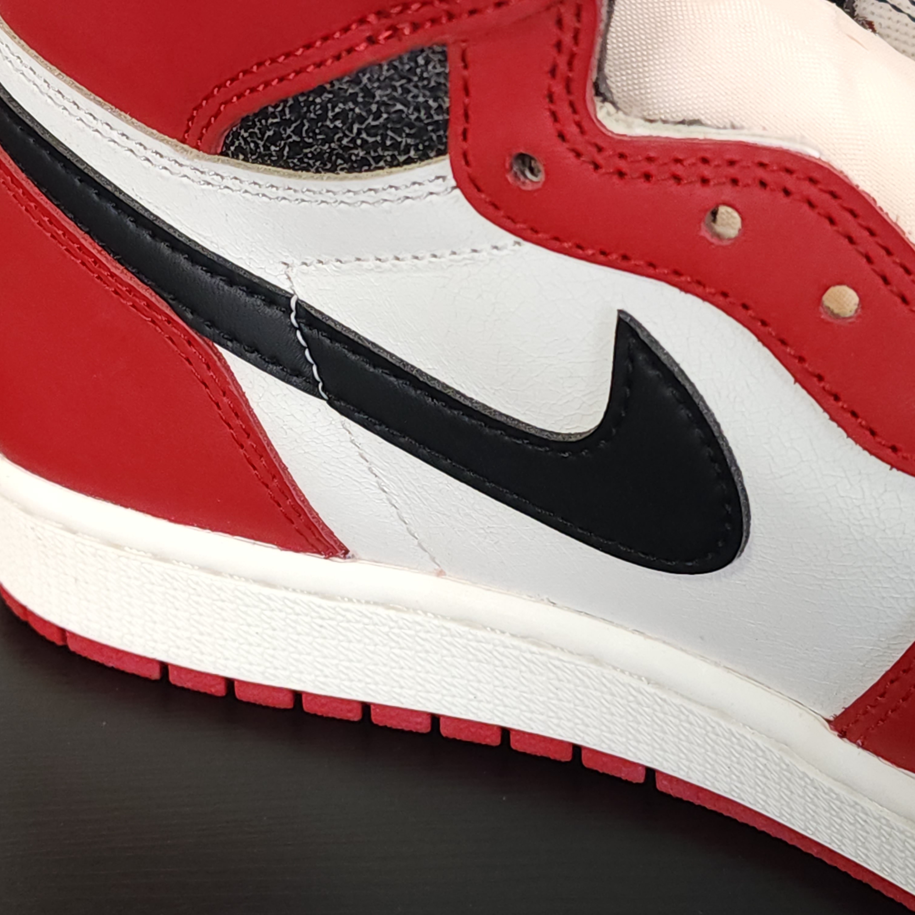 Jordan 1 Retro High OG Chicago 2022 착용 스타일 - 3