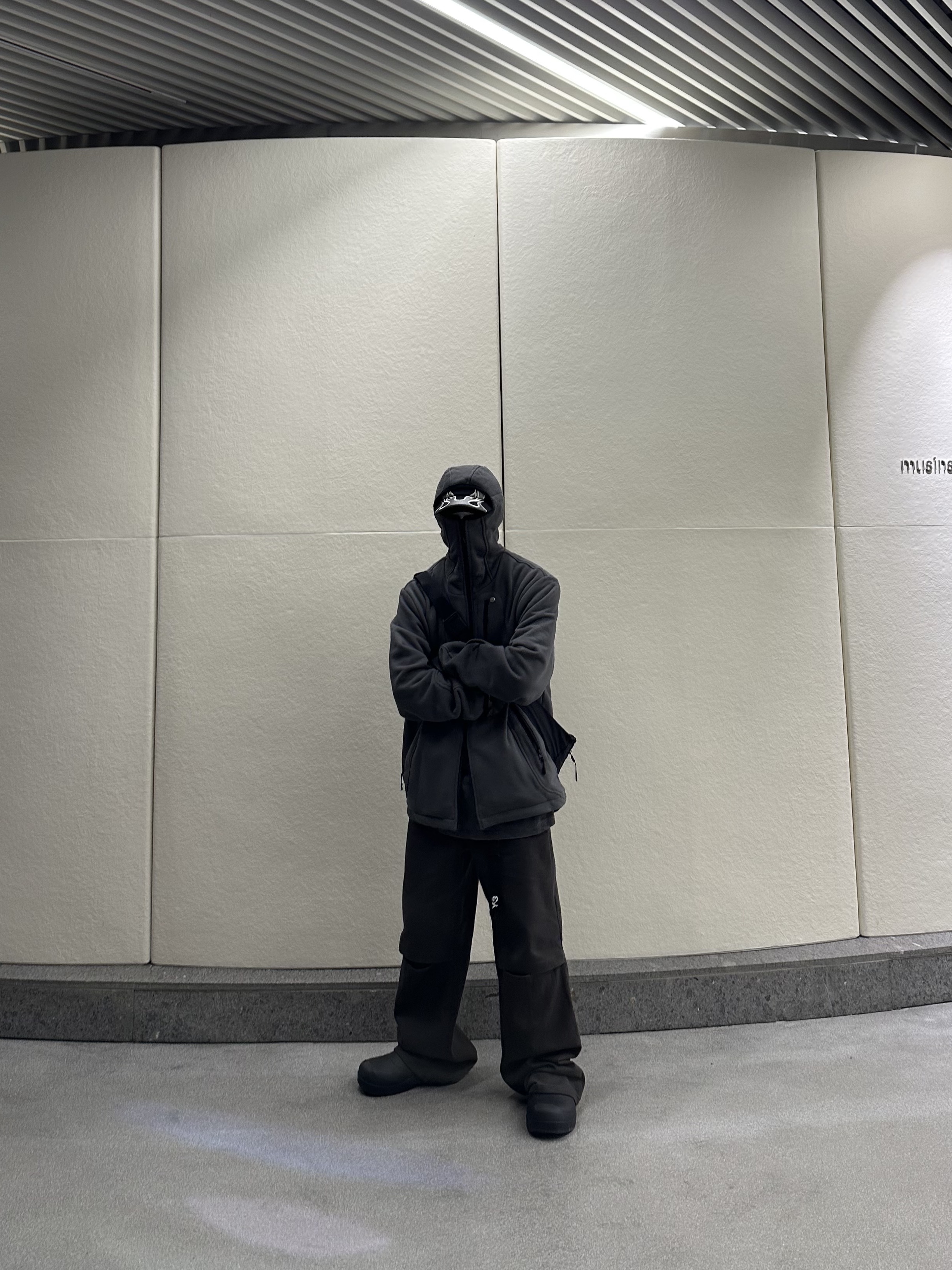 Yeezy Gap Engineered By Balenciaga Flame Cap Black, Undermycar Marshall Chest Pocket Balaclava Zip-Up Chimera - 22SS 착용 스타일 - 2