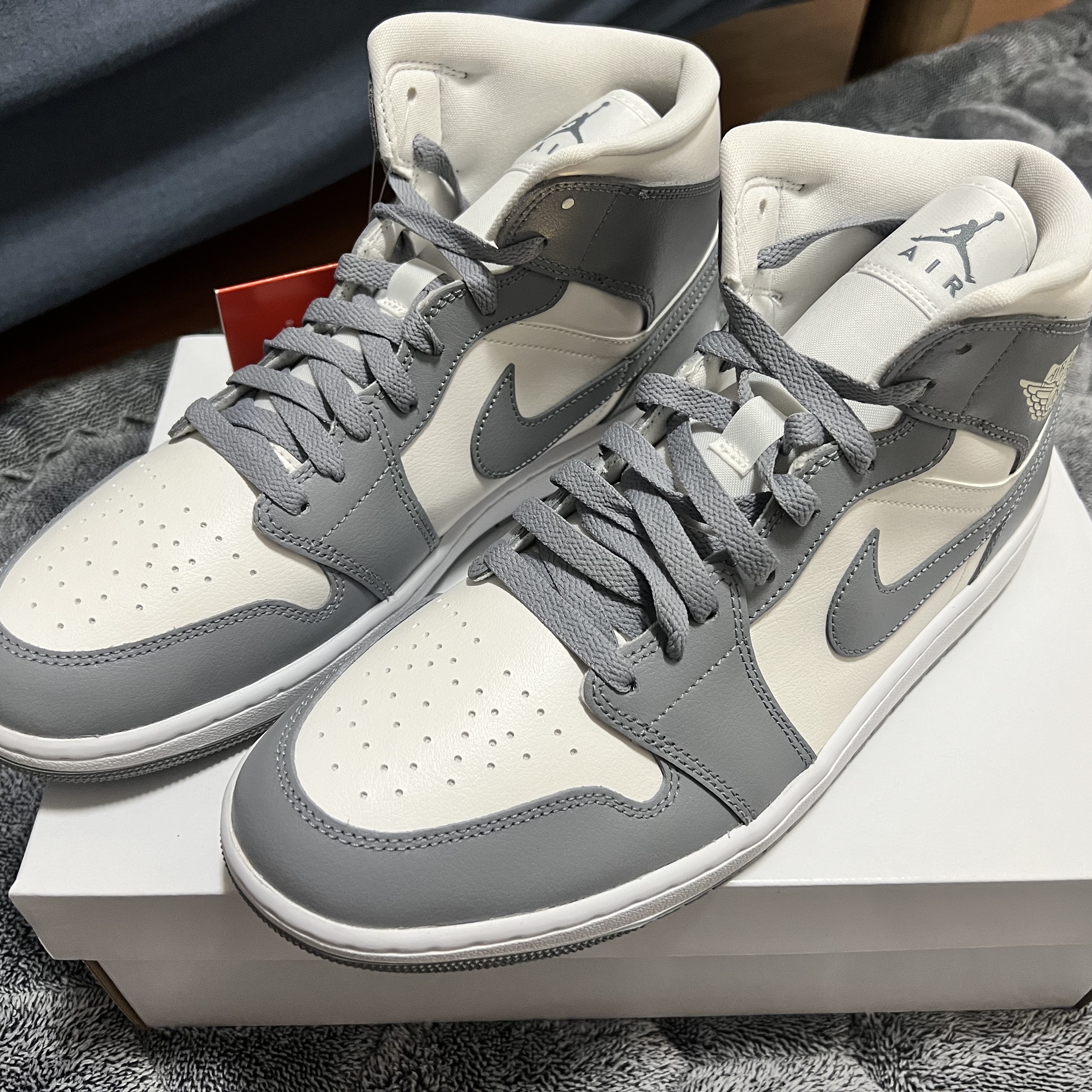 (W) Jordan 1 Mid Sail Stealth 착용 스타일