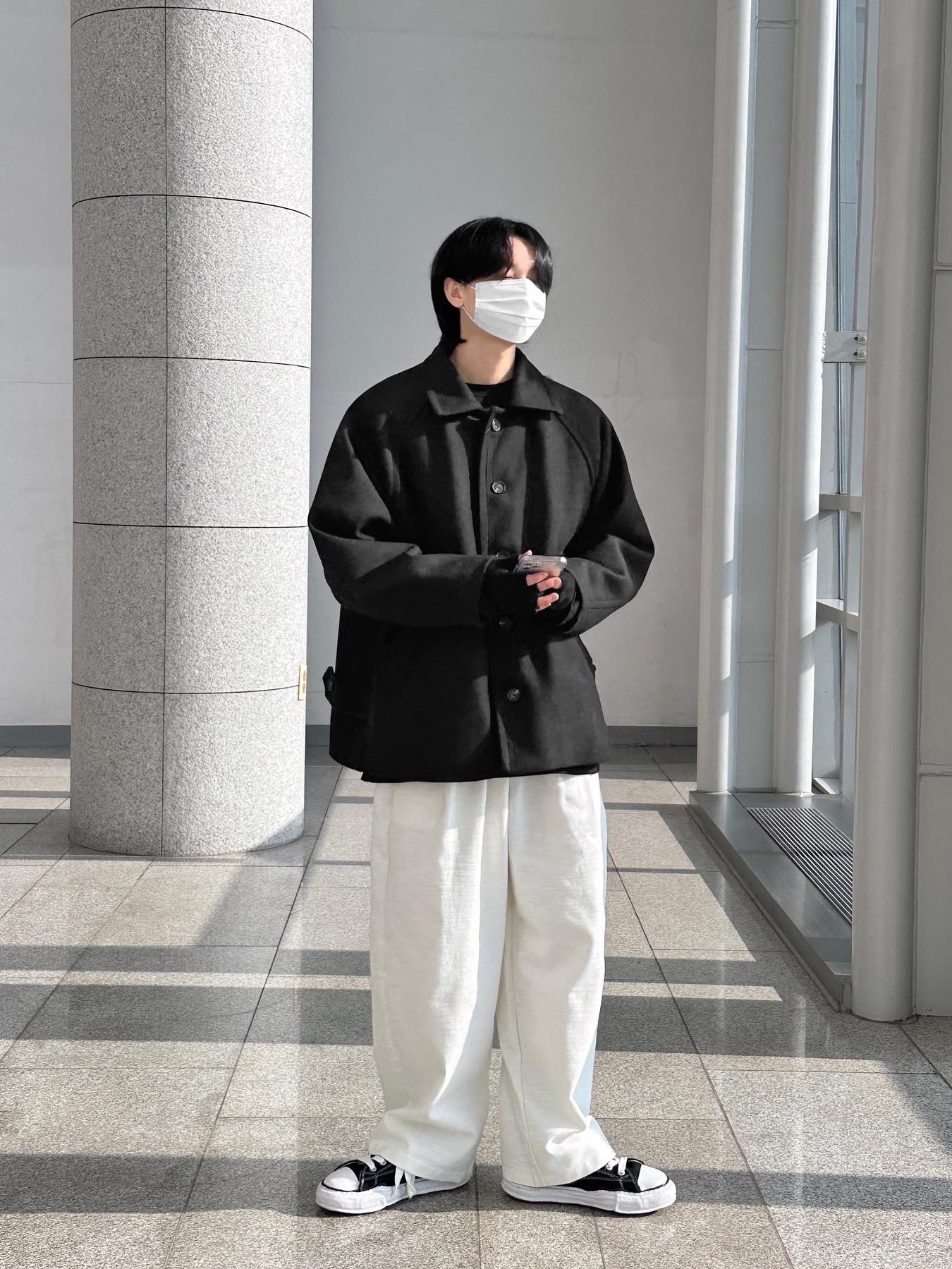Maison Mihara Yasuhiro Peterson OG Sole Canvas Low Sneakers Black 착용 스타일 - 4