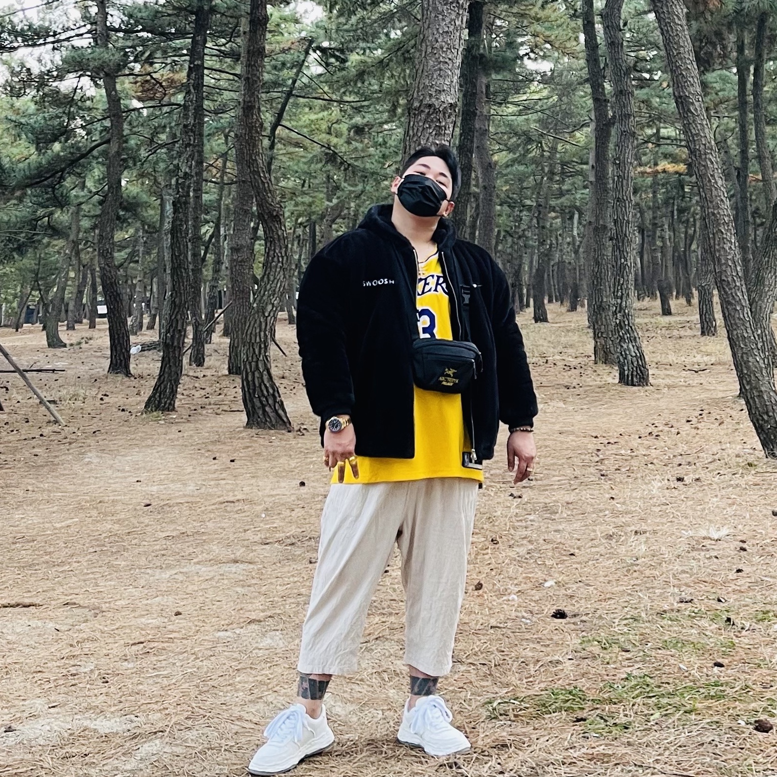 Palace x Arc'teryx Mantis 1 Waistpack - 20FW, Maison Mihara Yasuhiro Wayne OG Sole Washed Canvas Low-top Sneakers White 착용 스타일 - 3