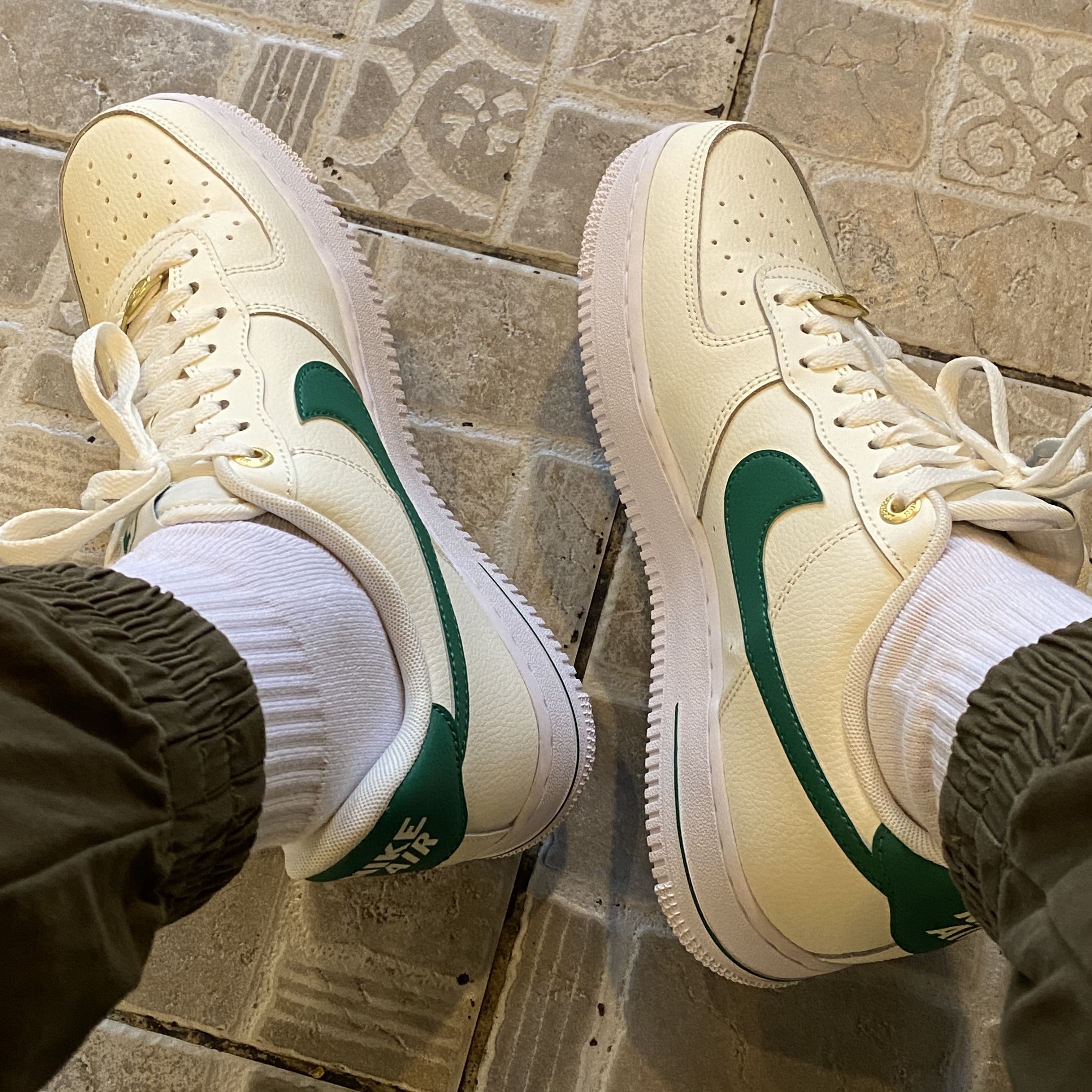 Nike Air Force 1 '07 LV8 40th Anniversary Join Forces Sail Malachite 착용 스타일