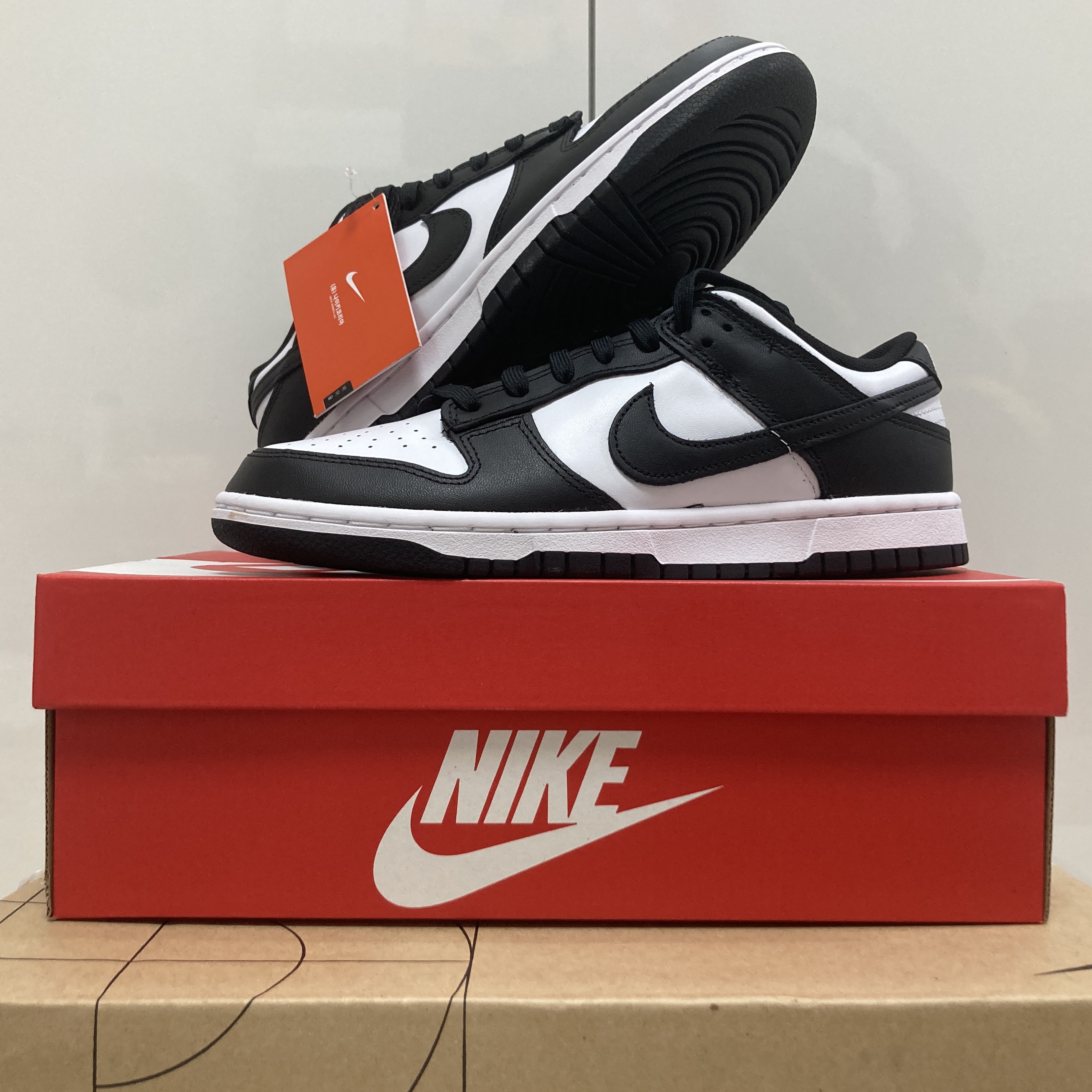 Nike Dunk Low Retro Black 착용 스타일