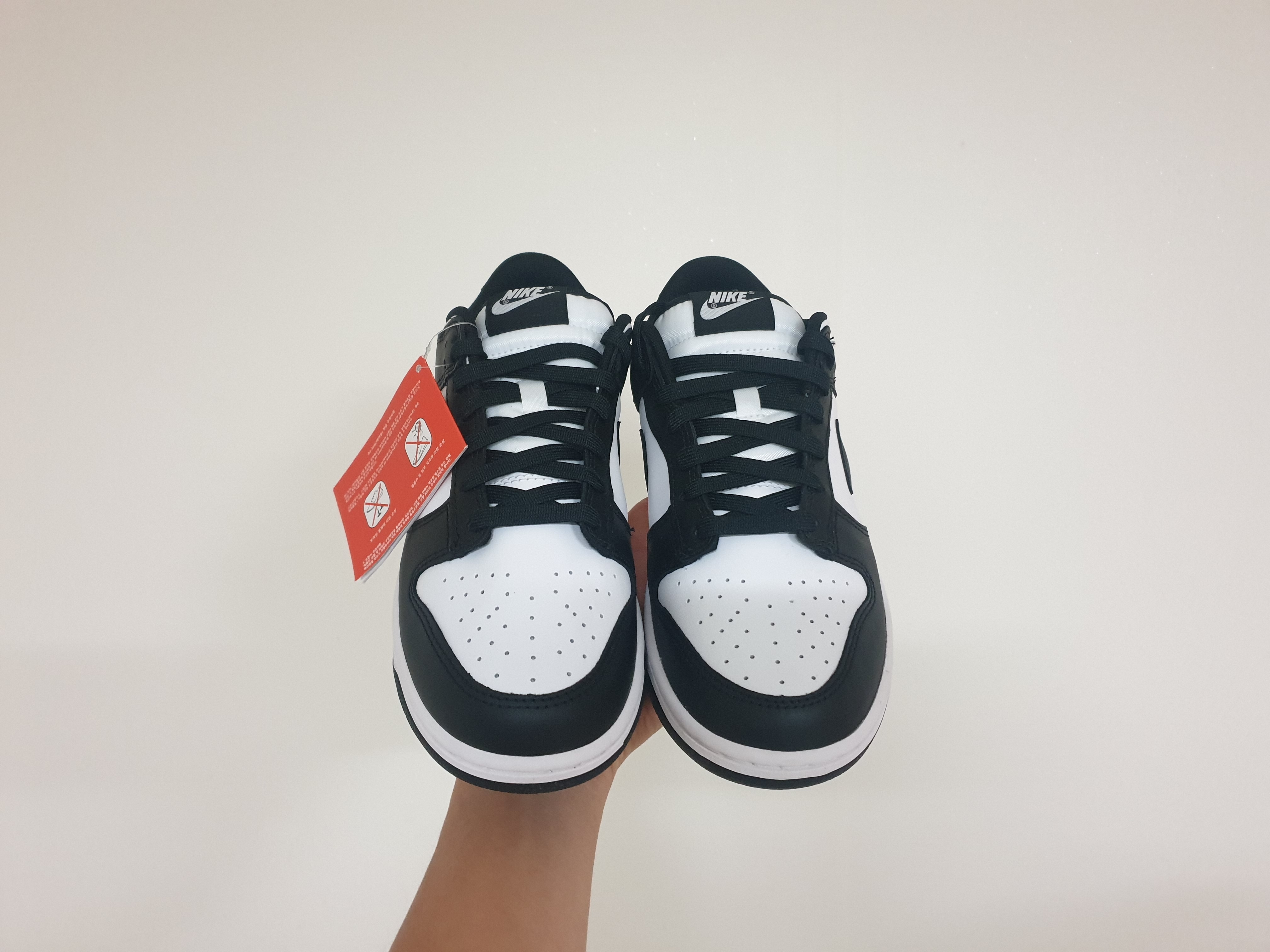 Nike Dunk Low Retro Black, (W) Nike Dunk Low Black 착용 스타일 - 2