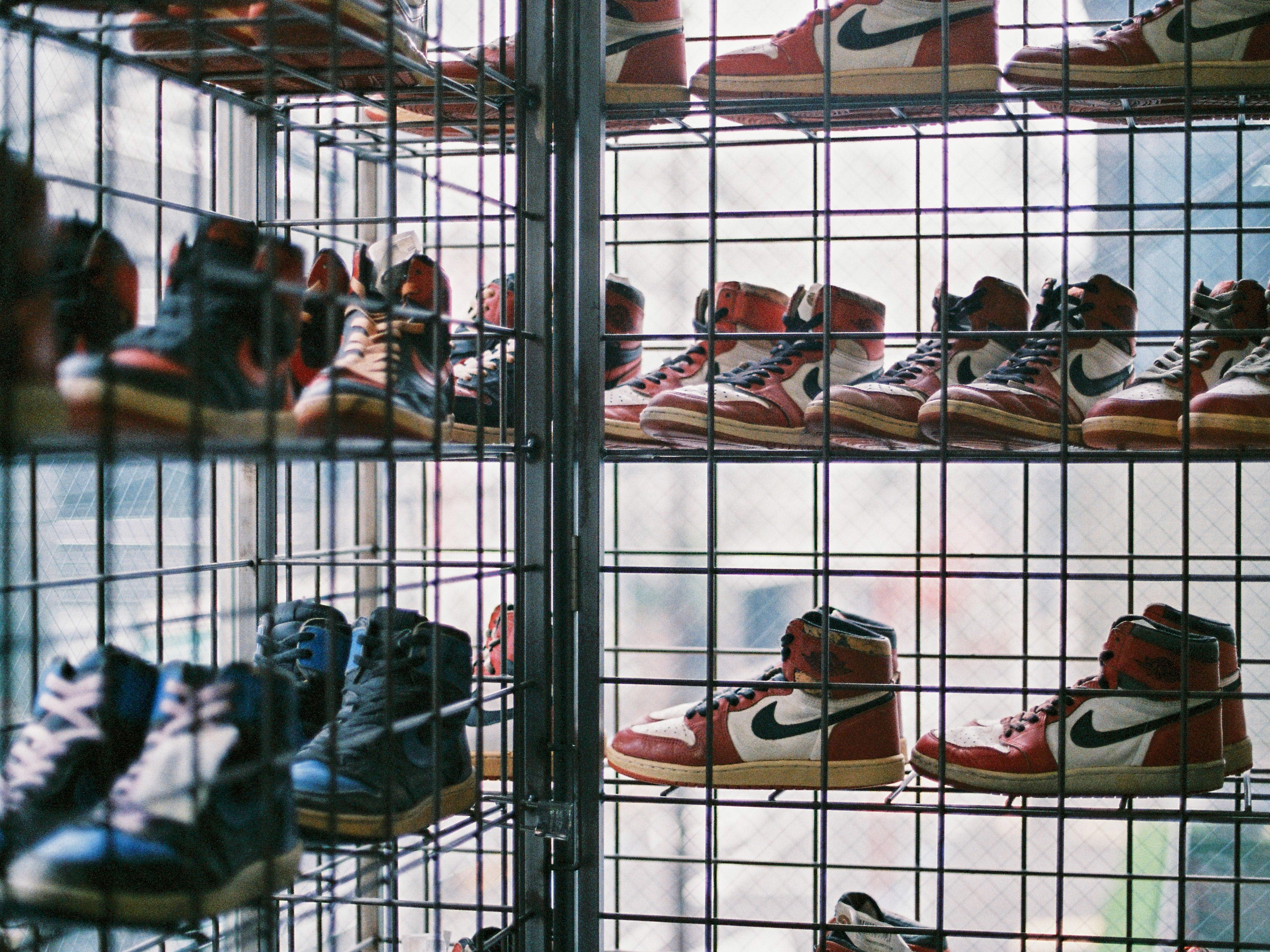Jordan 1 OG Chicago 1985 착용 스타일 - 1