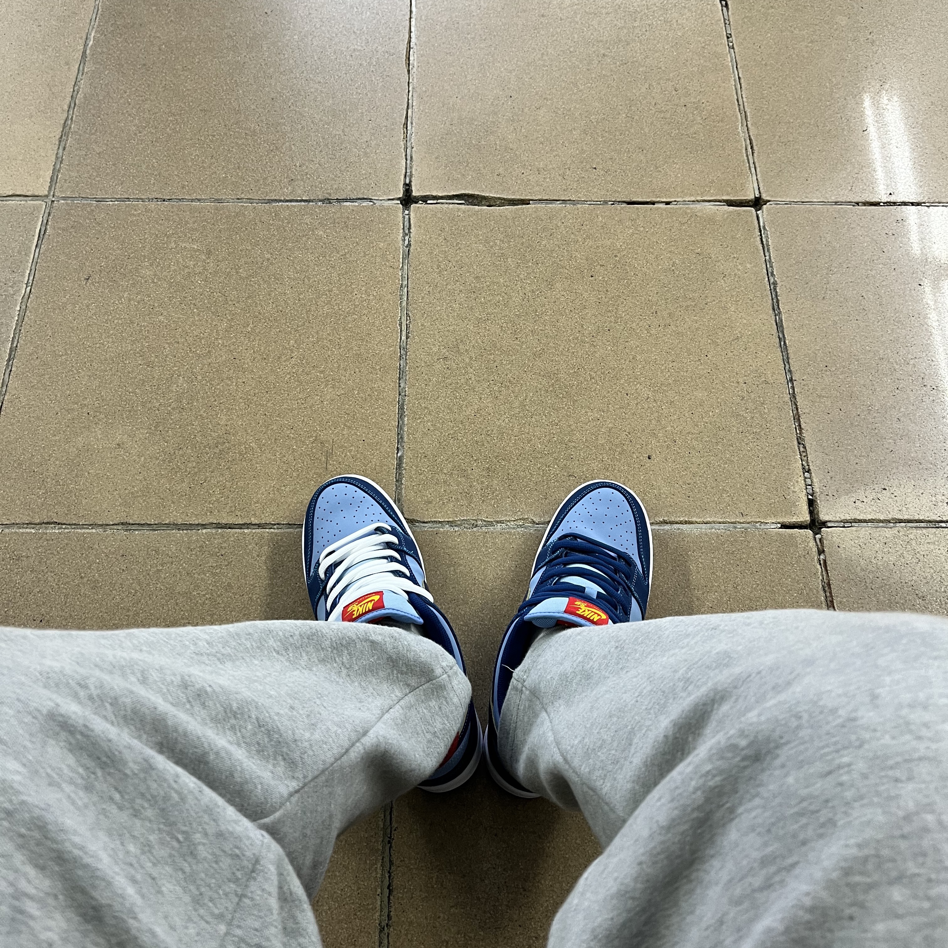 Nike x Why So Sad? SB Dunk Low Pro Coastal Blue 착용 스타일 - 1