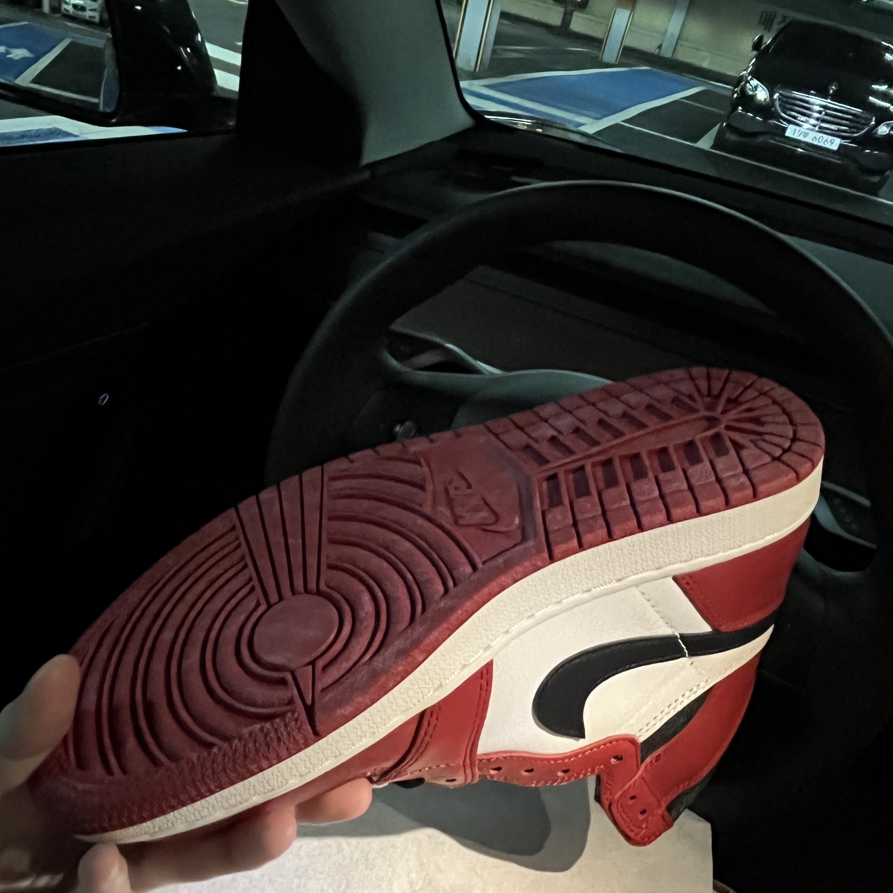 Jordan 1 Retro High OG Chicago 2022 착용 스타일 - 4