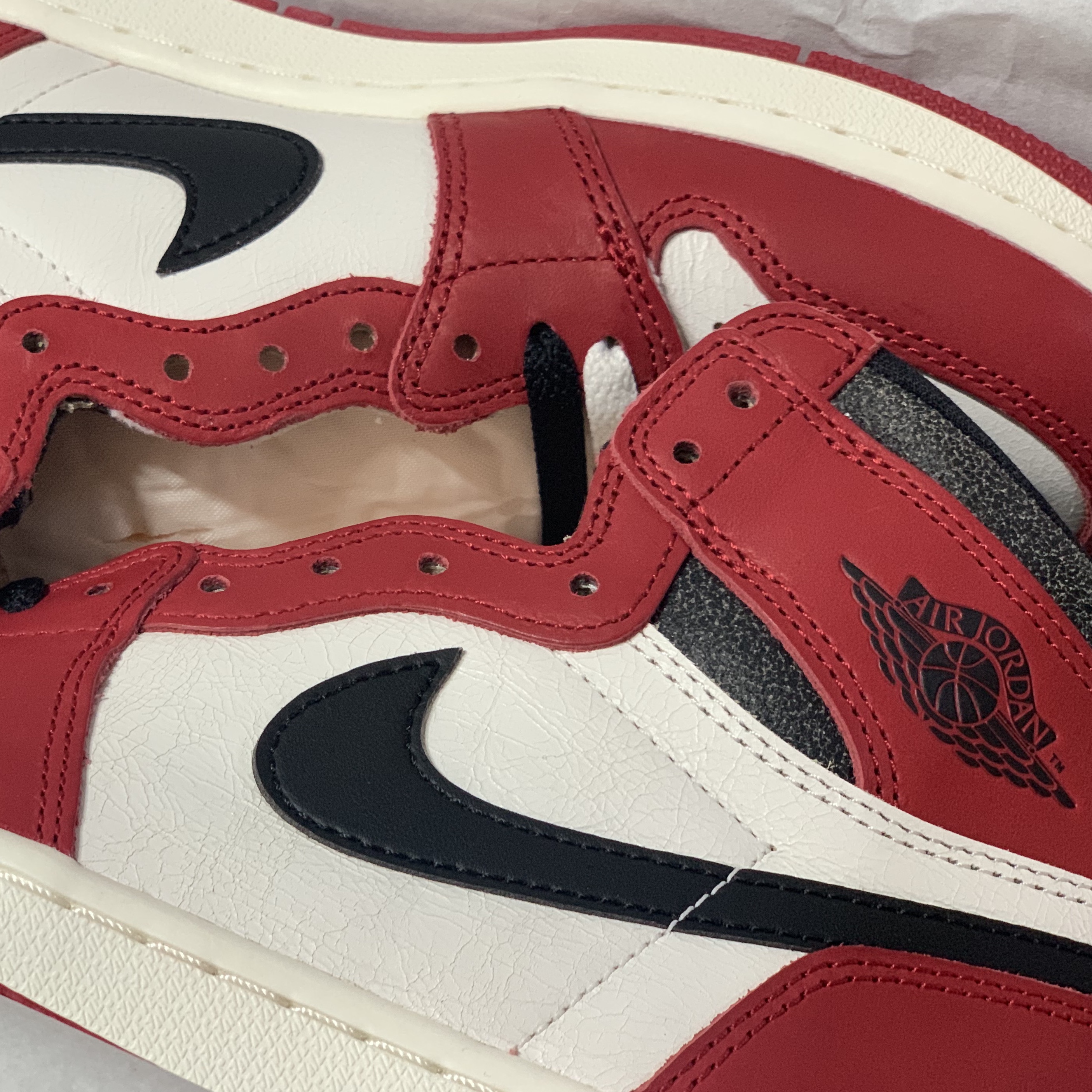 Jordan 1 Retro High OG Chicago 2022 착용 스타일 - 3