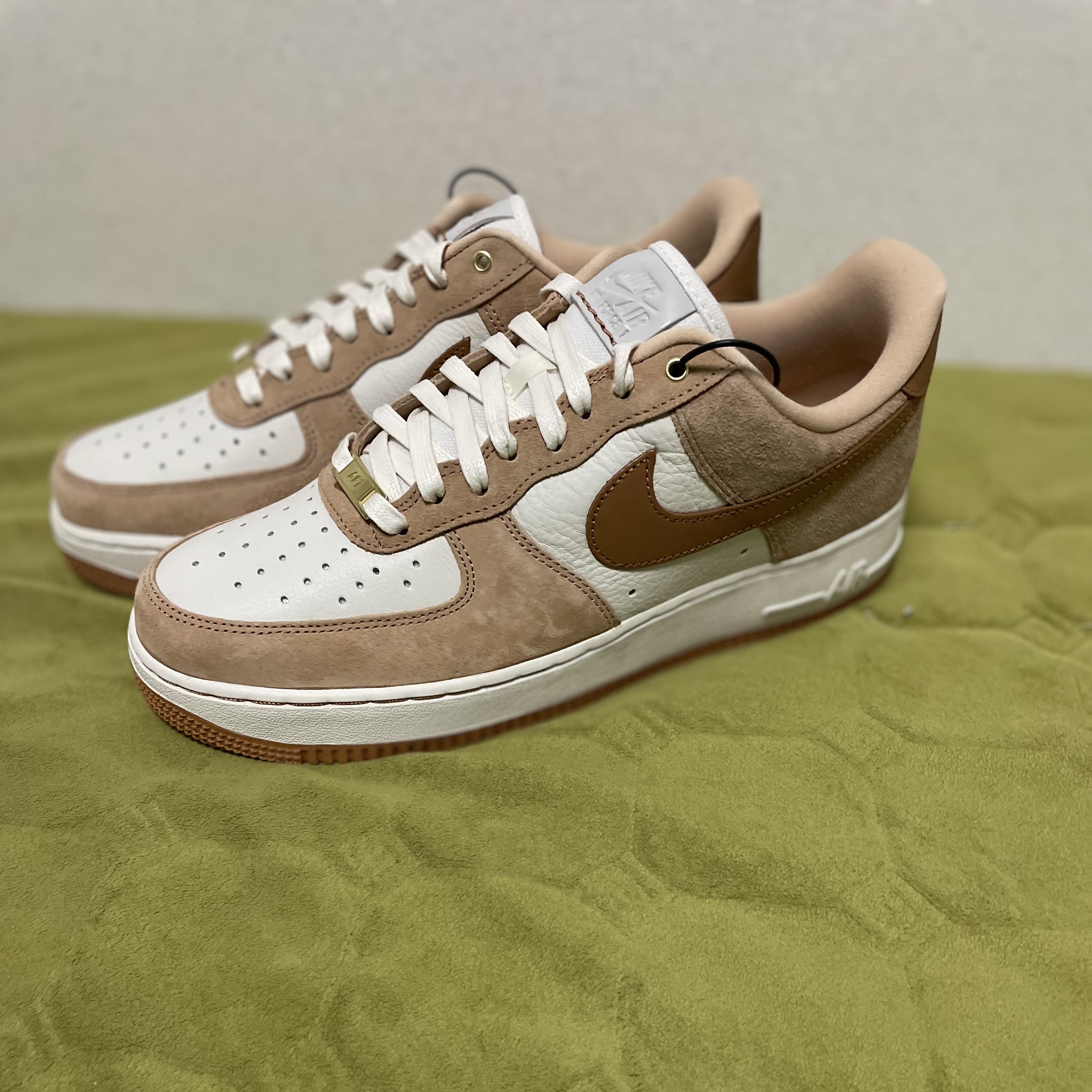 (W) Nike Air Force 1 LXX Flax 착용 스타일 - 1