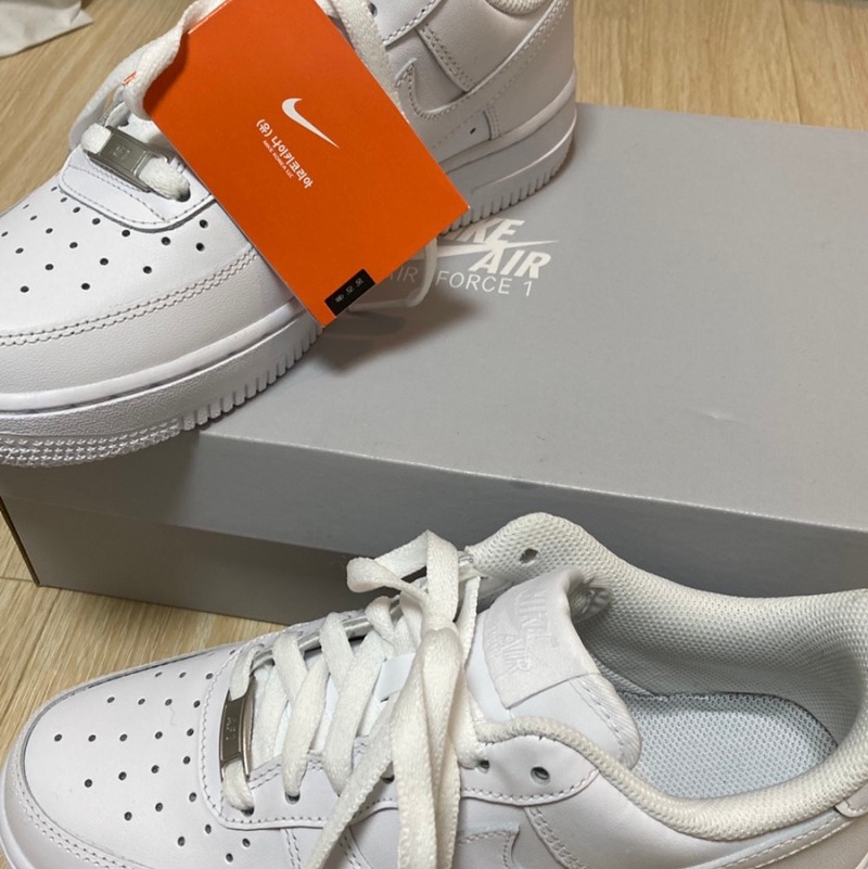 (W) Nike Air Force 1 '07 Low White 착용 스타일