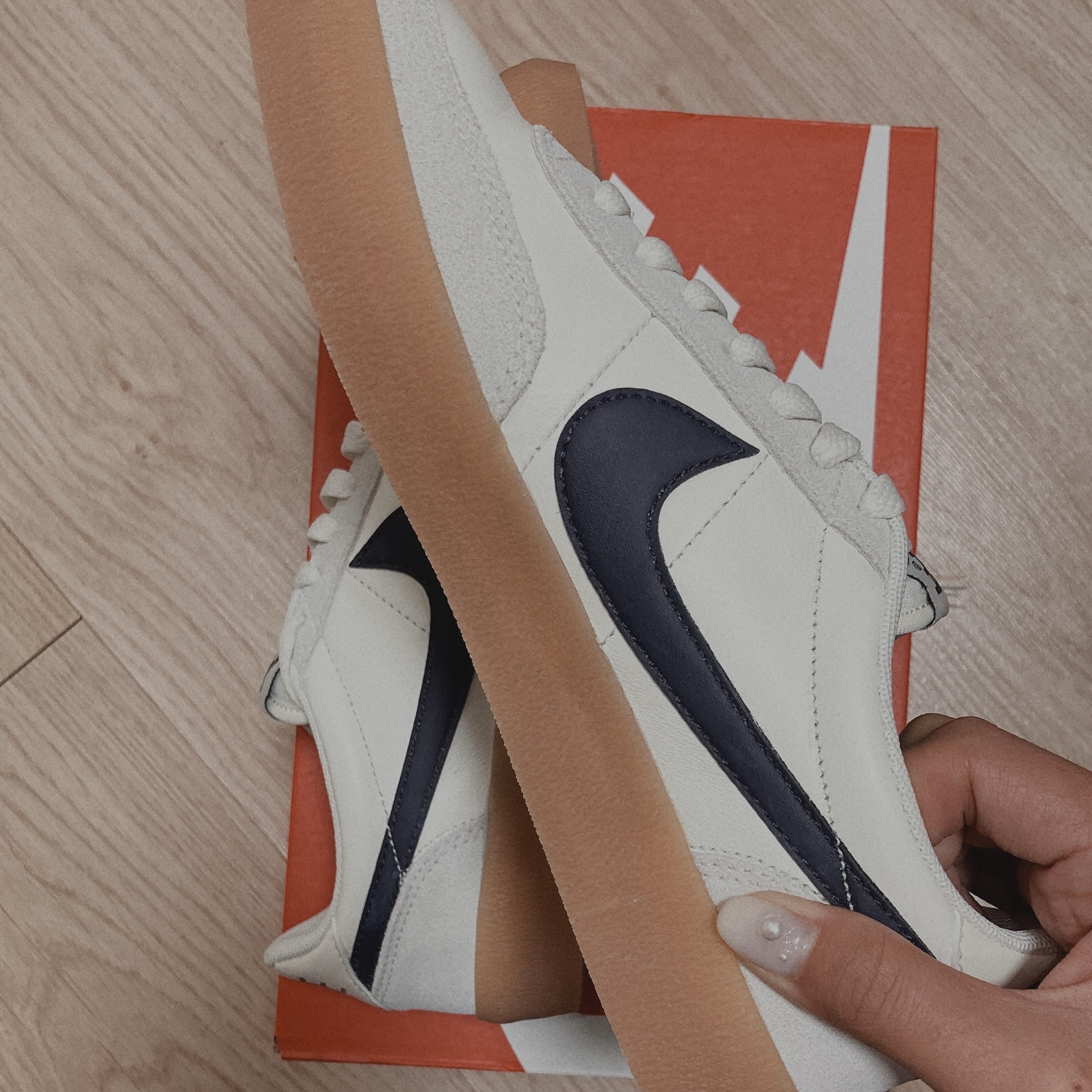 Nike Killshot 2 Leather Sail Oil Grey Gum 착용 스타일 - 3