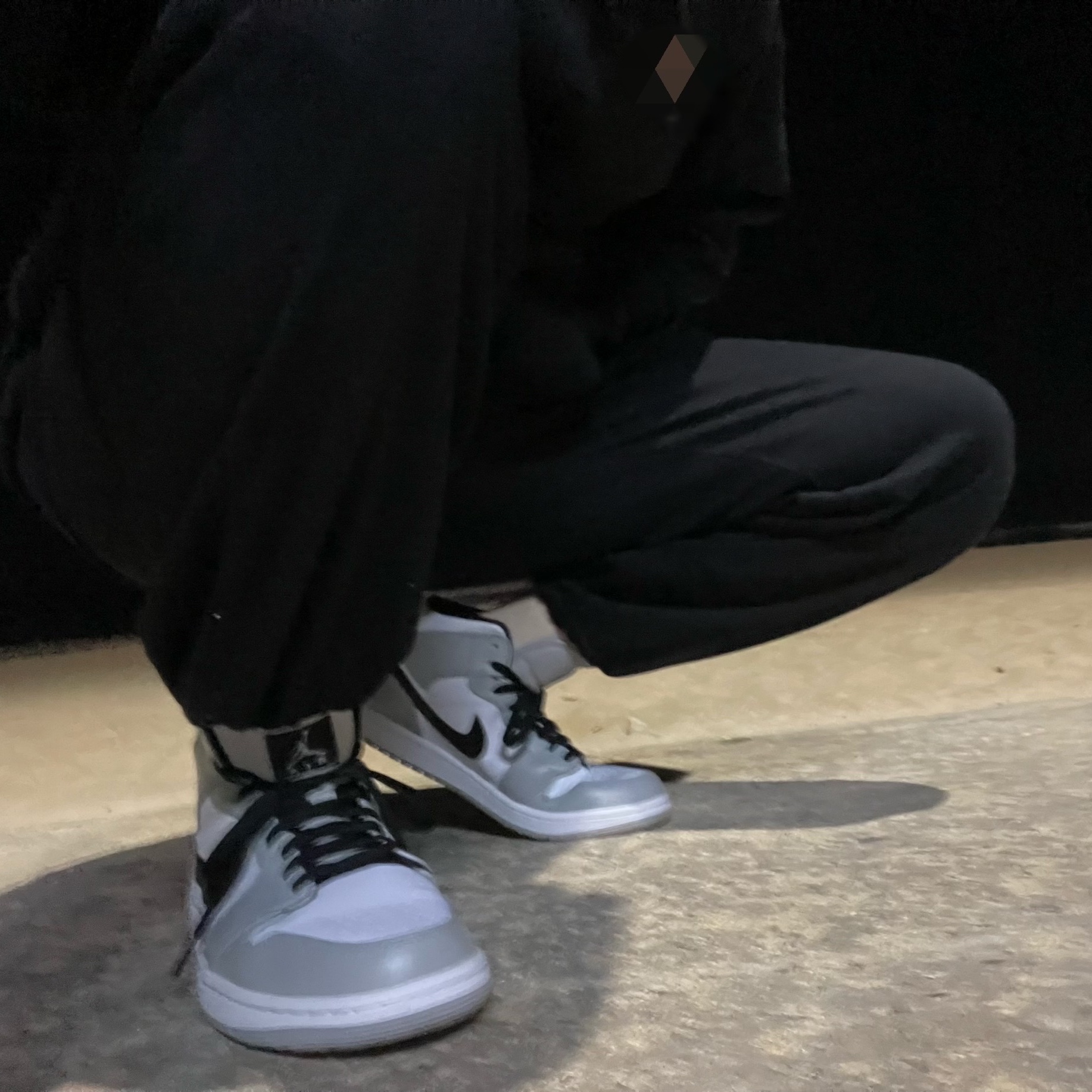 Jordan 1 Mid Light Smoke Grey 착용 스타일