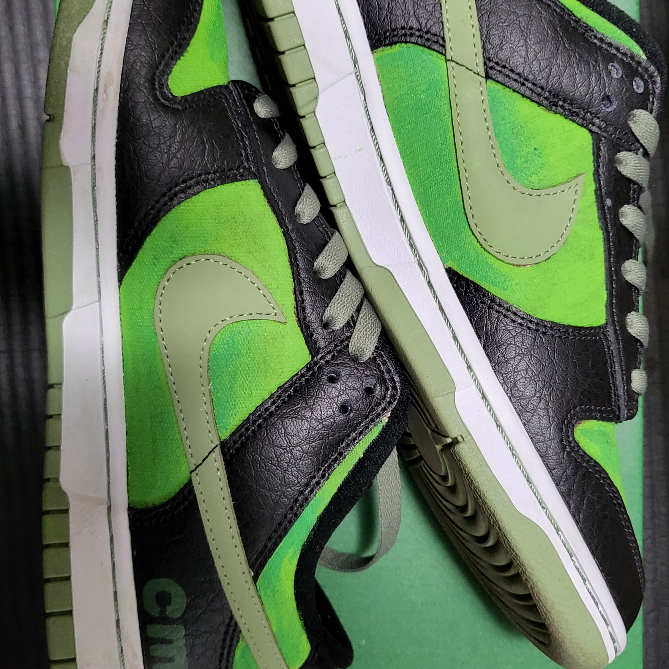 Nike Dunk Low SE Black Multi Camo 착용 스타일 - 3