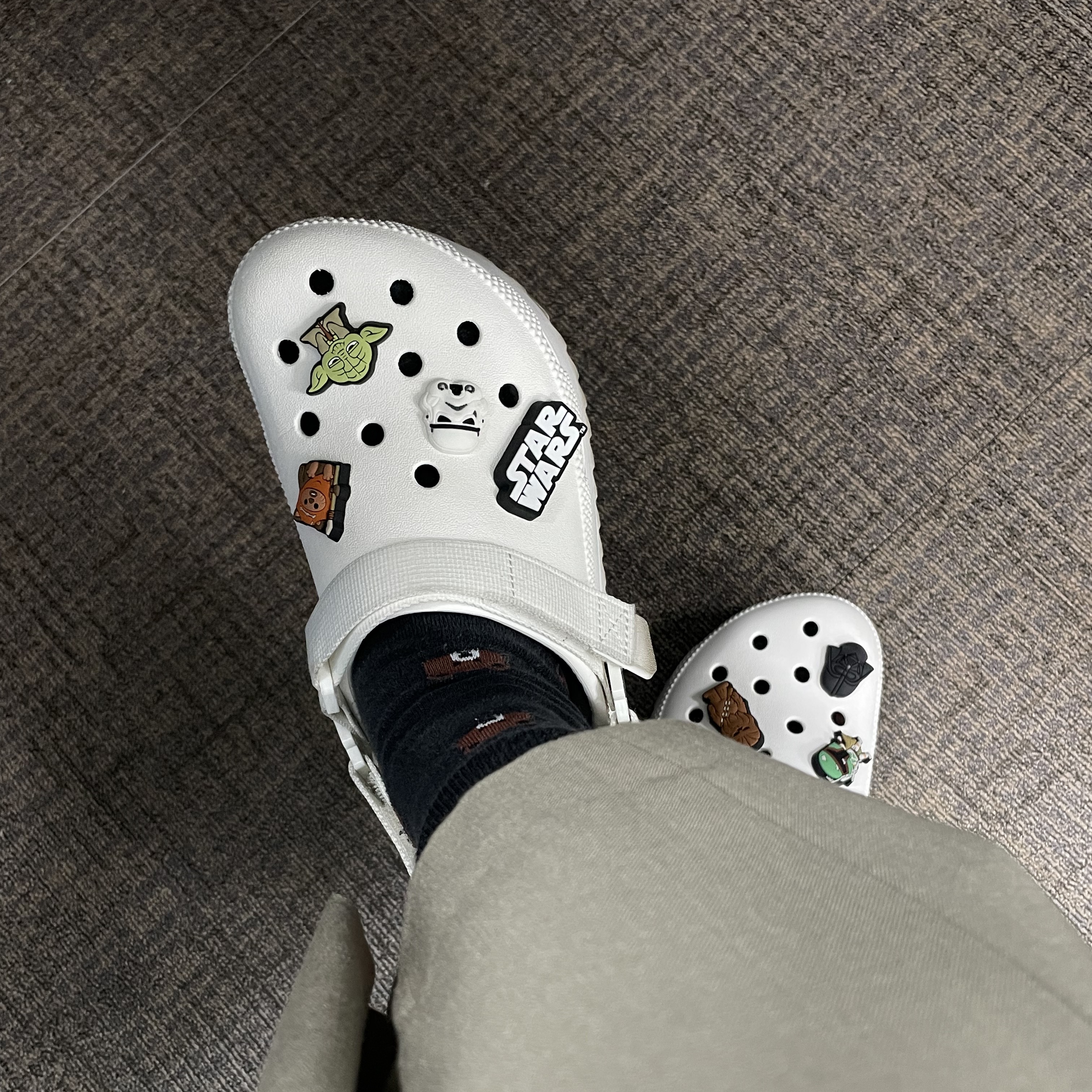 Crocs Classic Hiker Clog White 착용 스타일 - 2