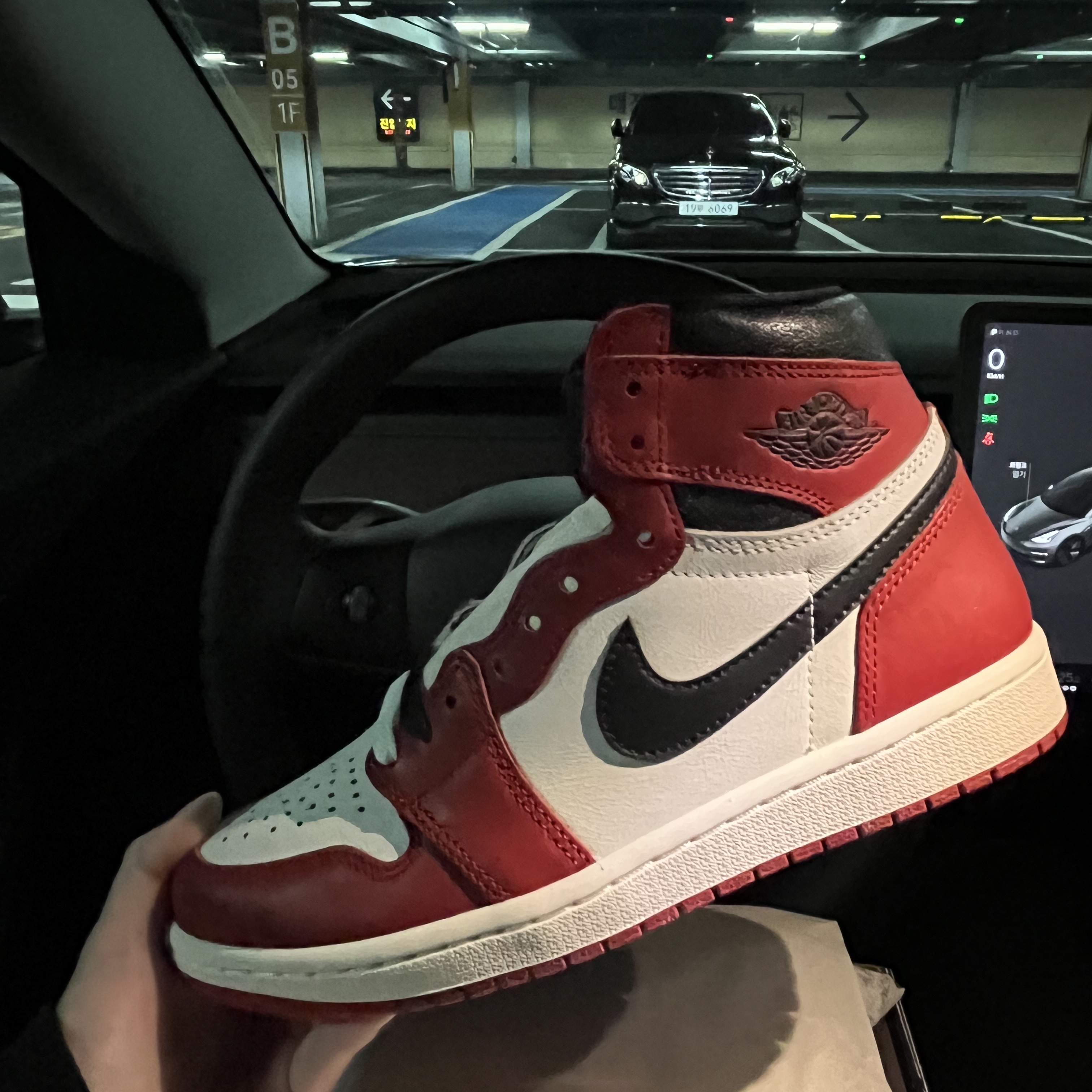 Jordan 1 Retro High OG Chicago 2022 착용 스타일 - 3