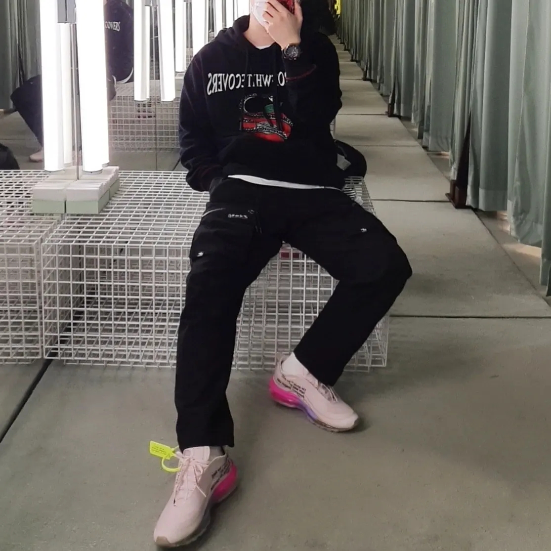 Nike x Off-White Air Max 97 Elemental Rose Serena Queen 착용 스타일