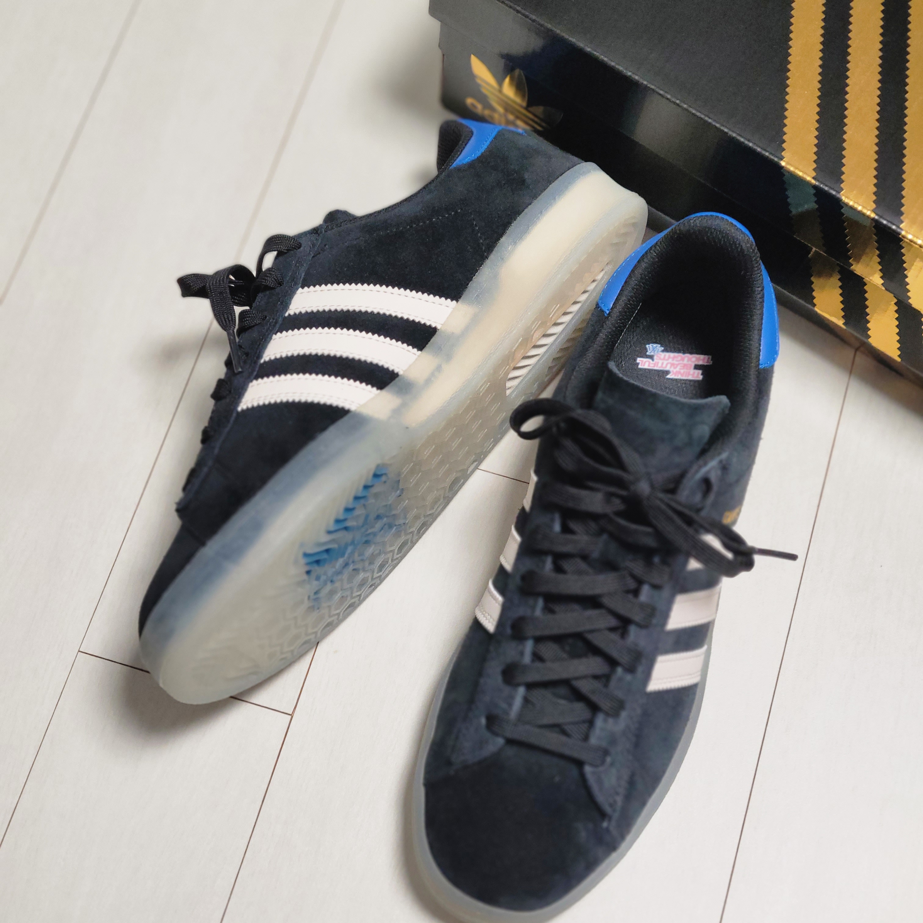 Adidas x Maxallure Skateboards Campus ADV Core Black Cloud White 착용 스타일 - 3