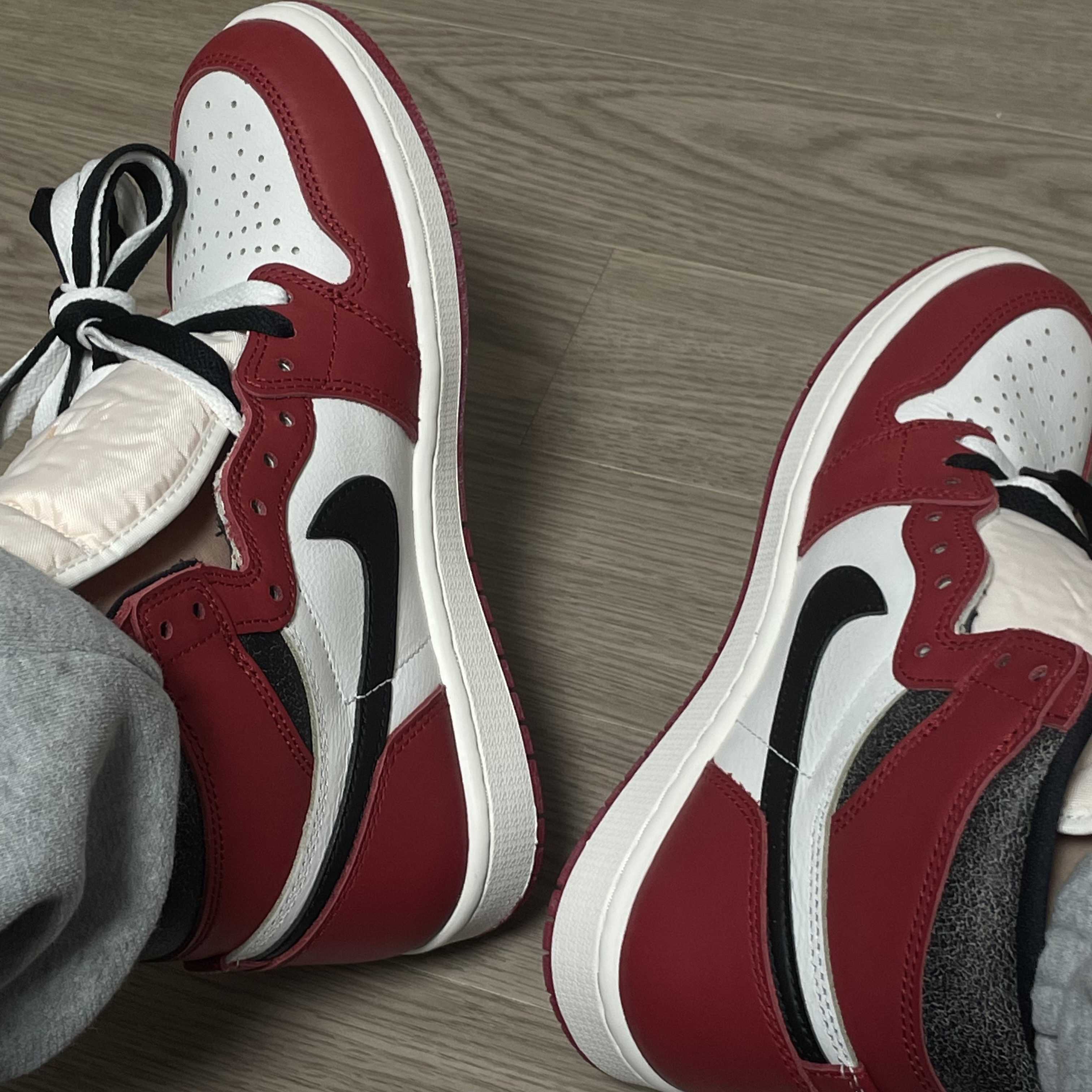 Jordan 1 Retro High OG Chicago 2022 착용 스타일 - 2