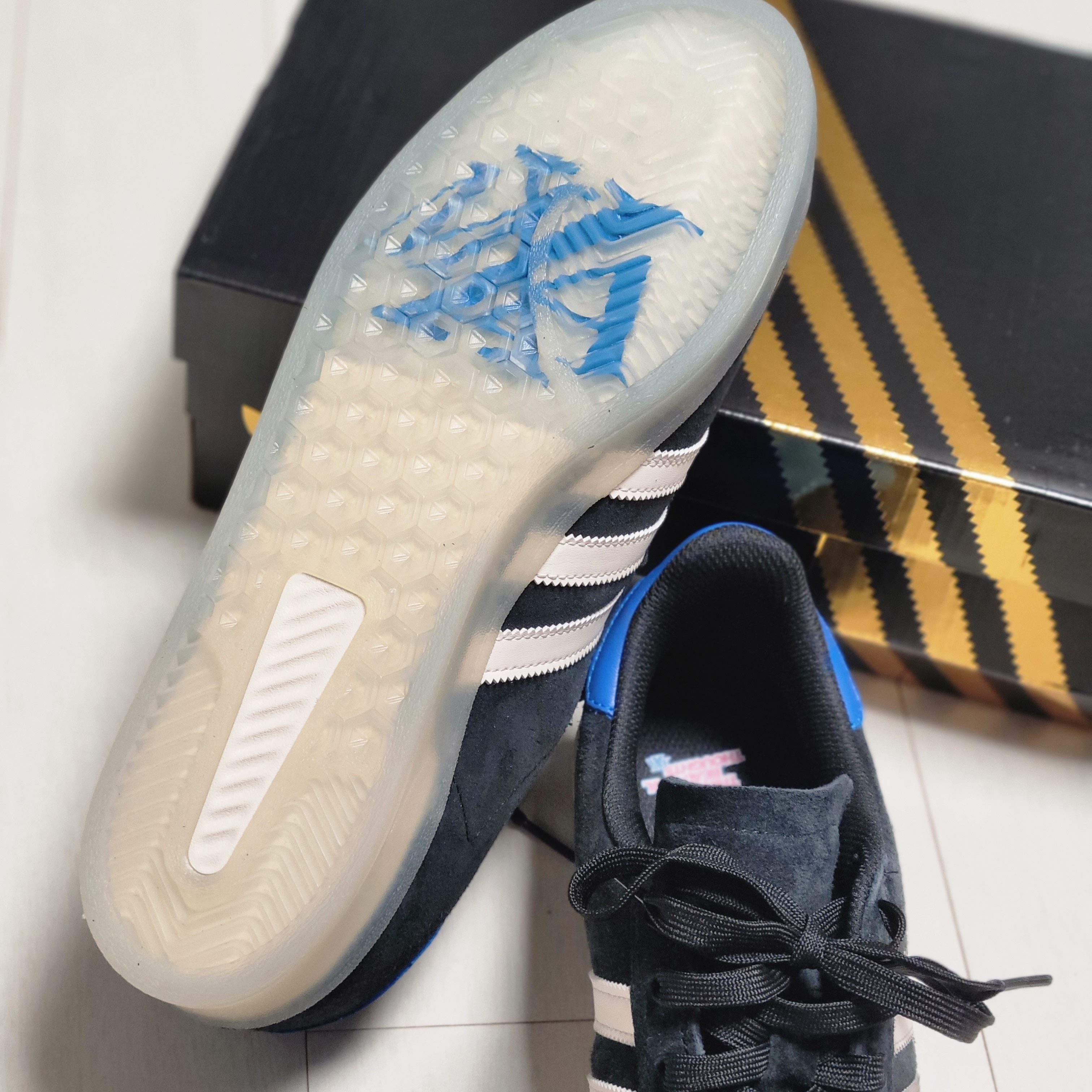 Adidas x Maxallure Skateboards Campus ADV Core Black Cloud White 착용 스타일 - 4