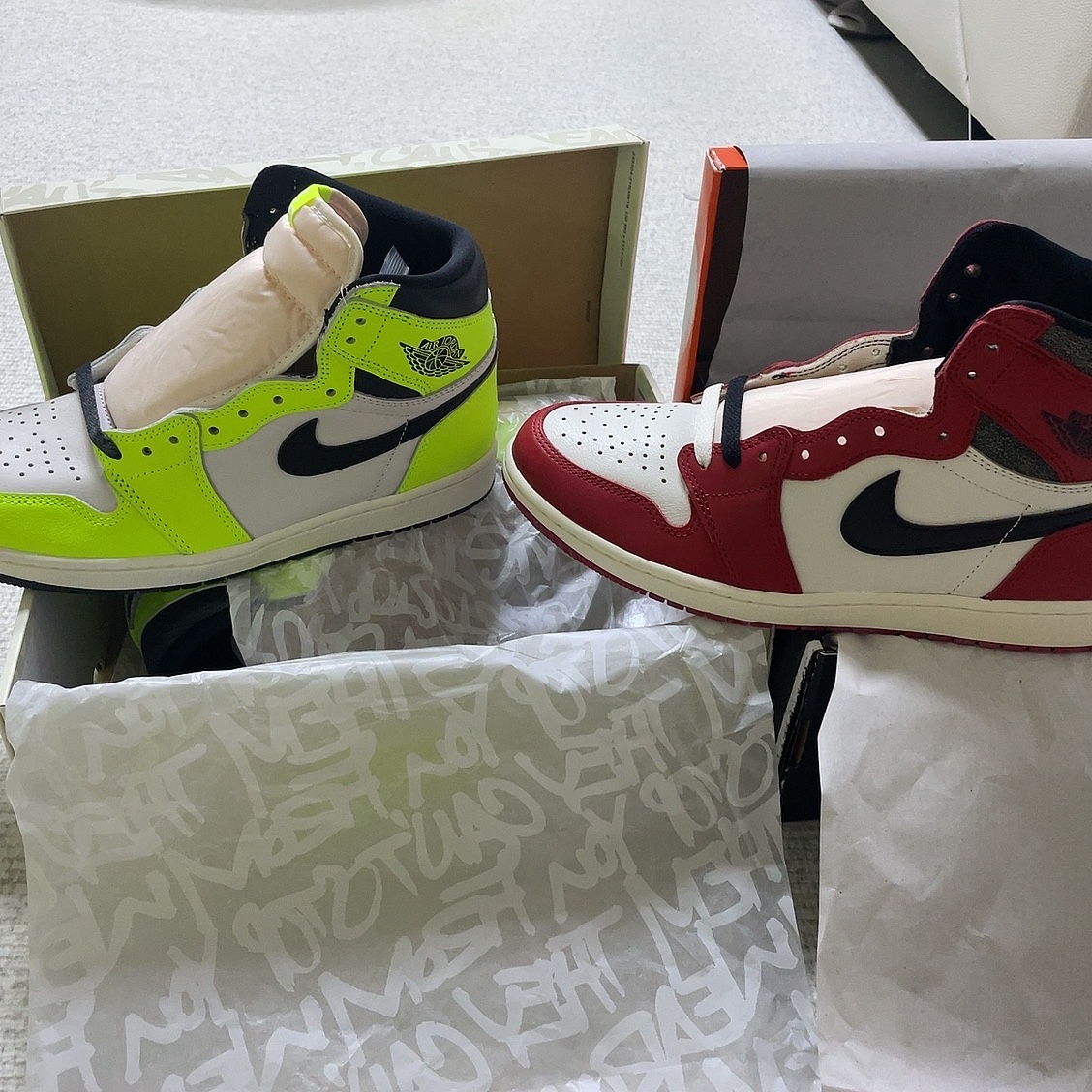 Jordan 1 Retro High OG Chicago 2022, Jordan 1 Retro High OG Volt 착용 스타일