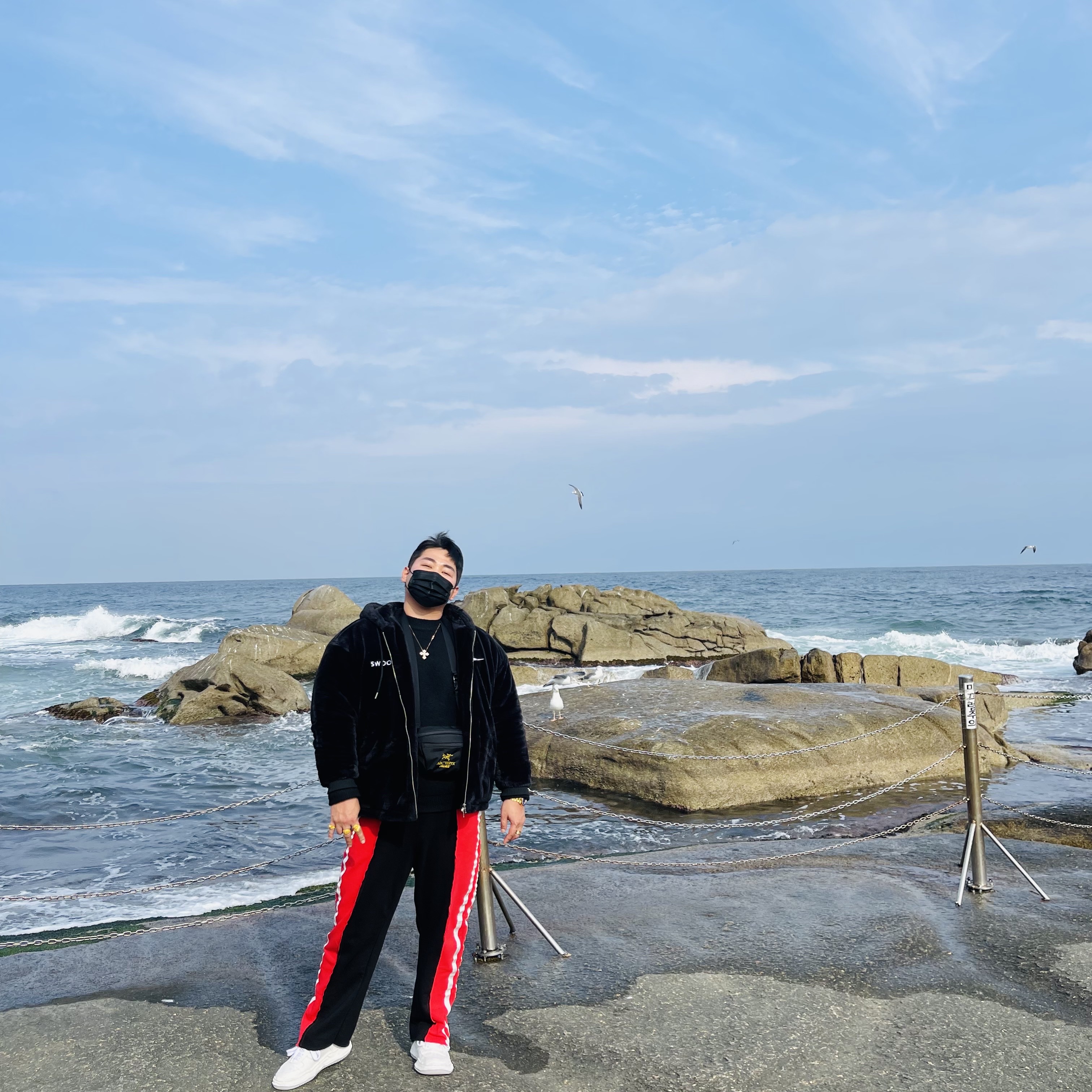 Palace x Arc'teryx Mantis 1 Waistpack - 20FW, Maison Mihara Yasuhiro Wayne OG Sole Washed Canvas Low-top Sneakers White 착용 스타일 - 1