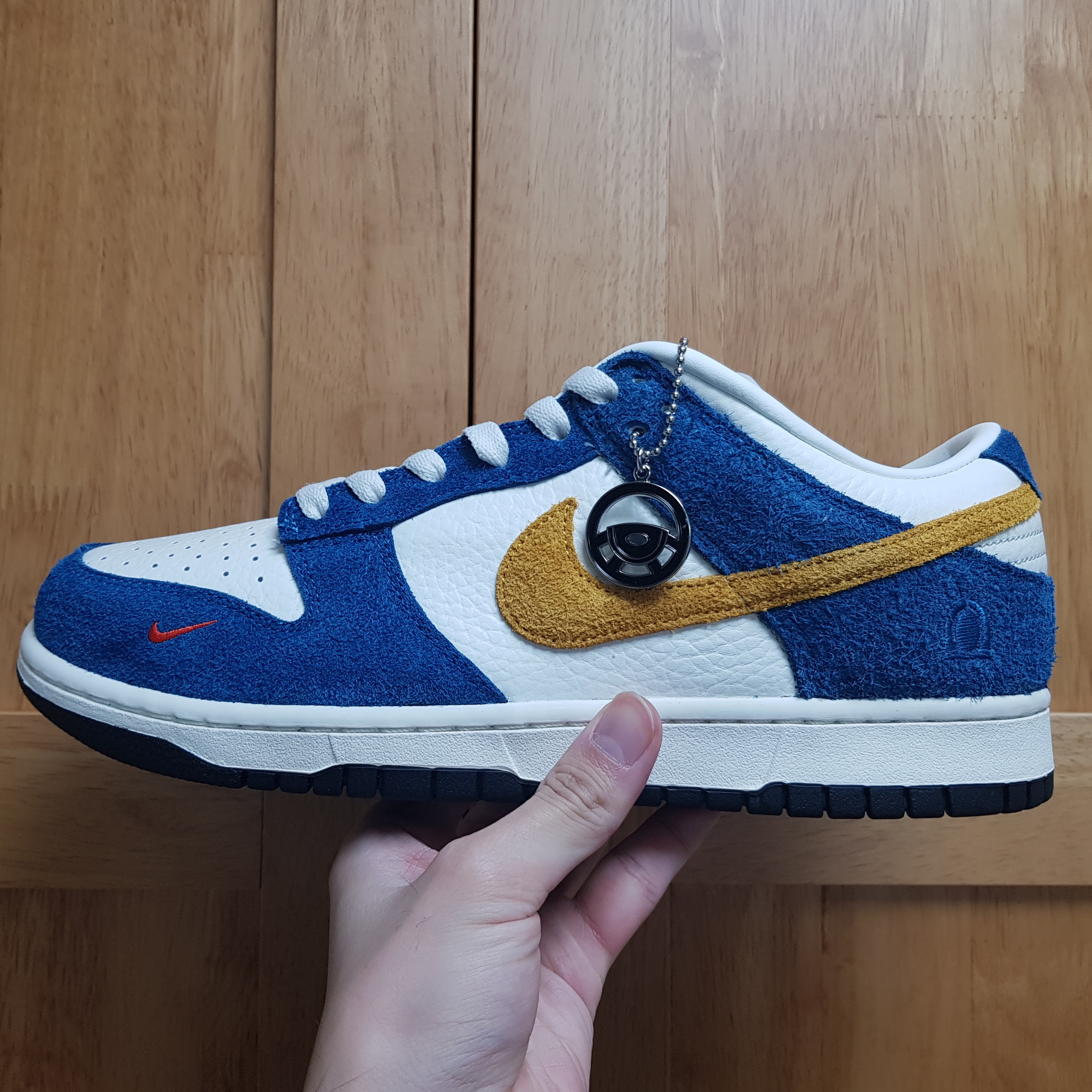 Nike x Kasina Dunk Low 80's Bus 착용 스타일