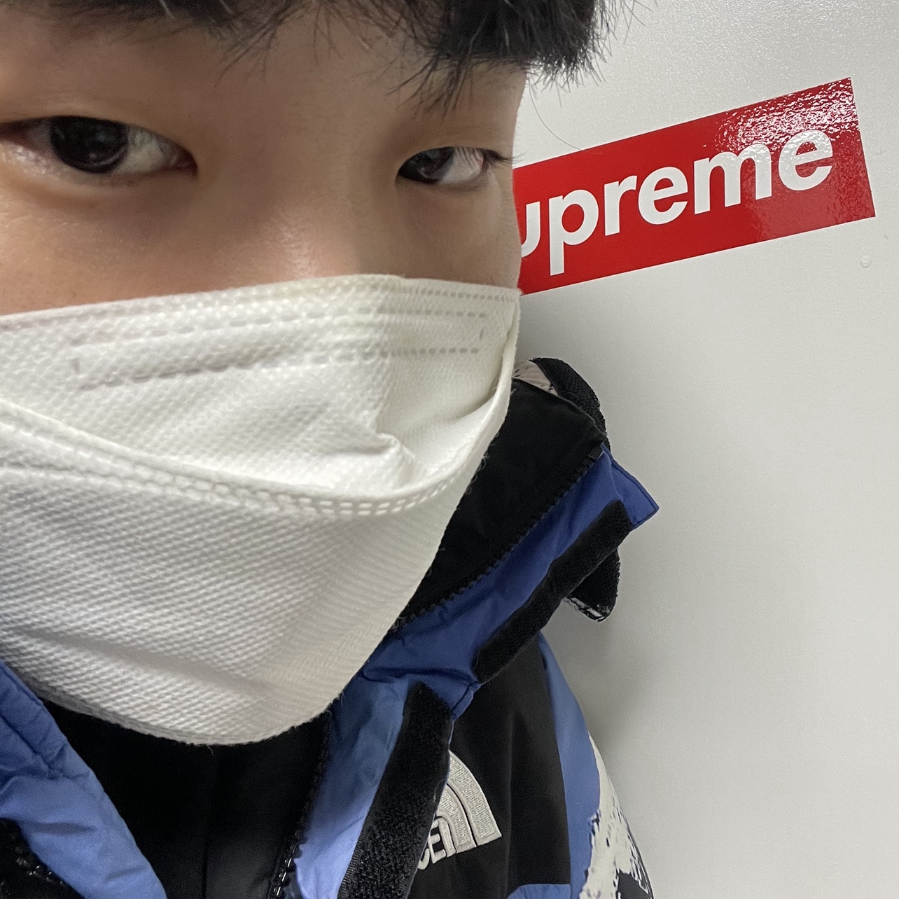 Supreme x The North Face Mountain Baltoro Jacket Blue White - 17FW 착용 스타일 - 2