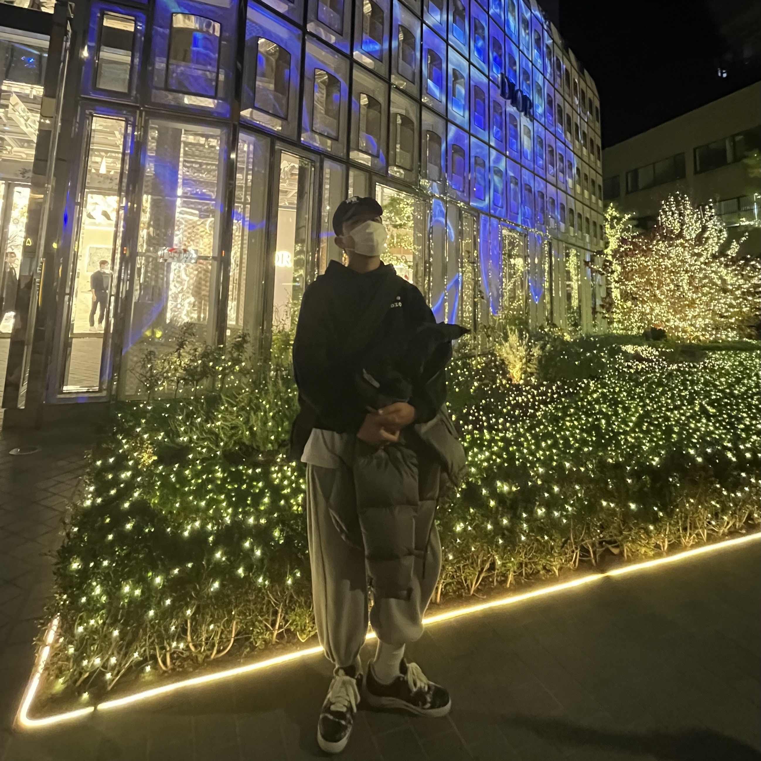 IAB Studio Hoodie Black White, Darkr8m Studio White Logo Cap ์ฐฉ์ฉ ์คํ์ผ