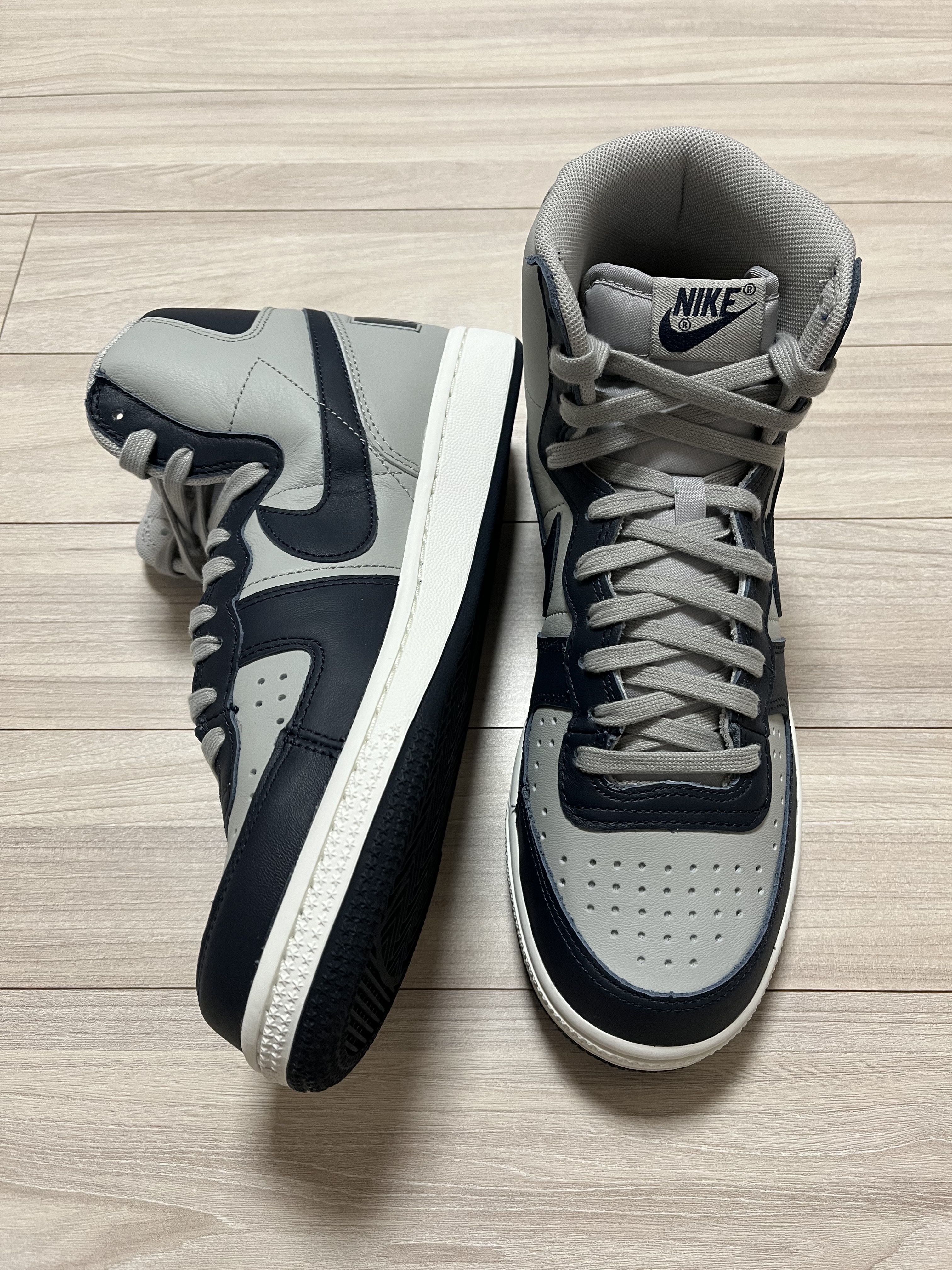 Nike Terminator High Granite and Dark Obsidian 착용 스타일 - 2