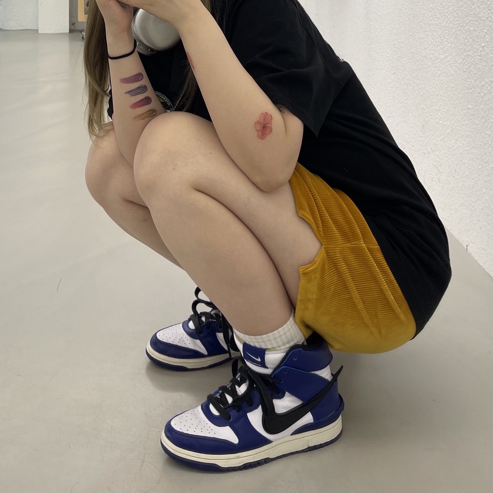 Nike x Ambush Dunk High Deep Royal Blue 착용 스타일 - 2