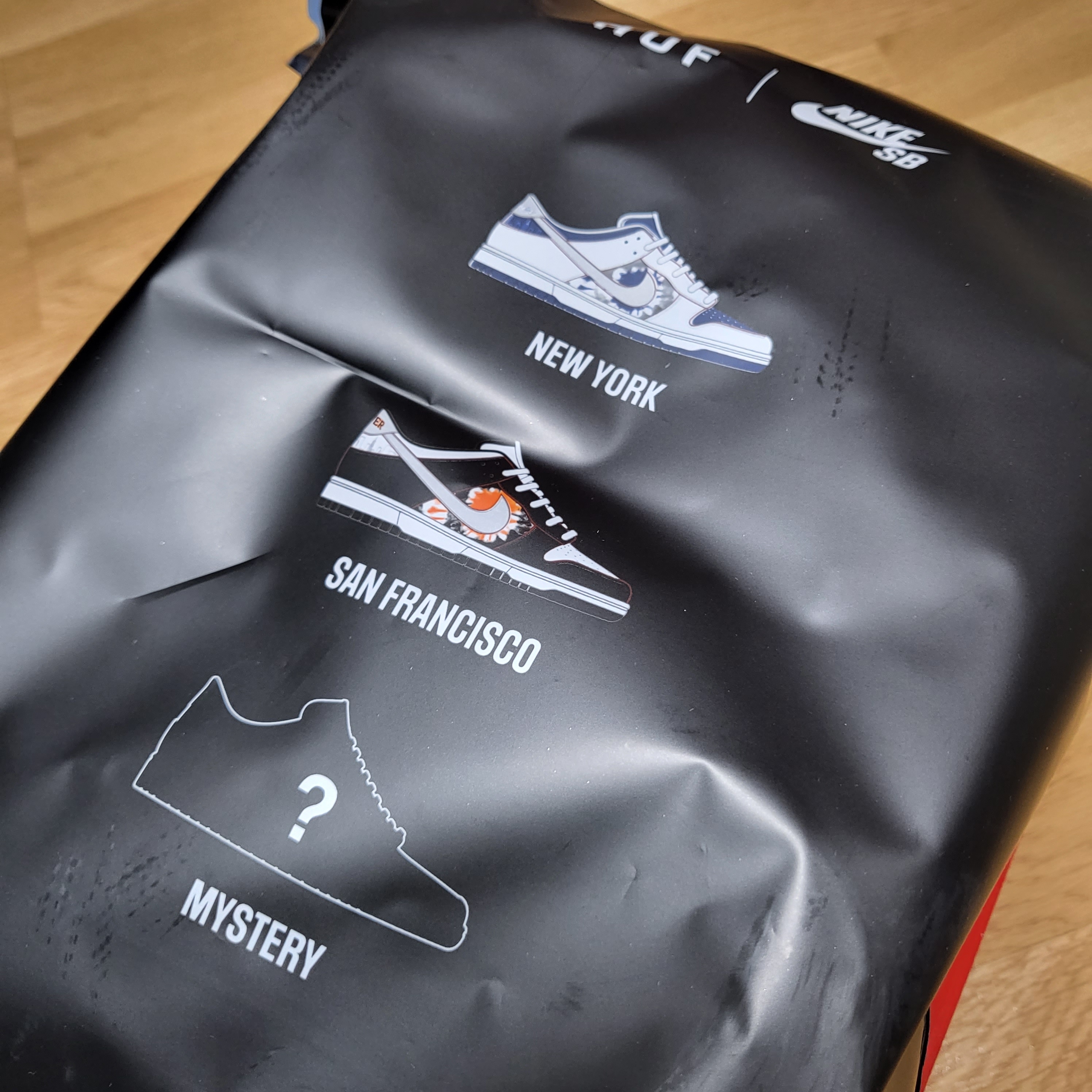 Nike x HUF SB Dunk Low San Francisco 착용 스타일 - 3