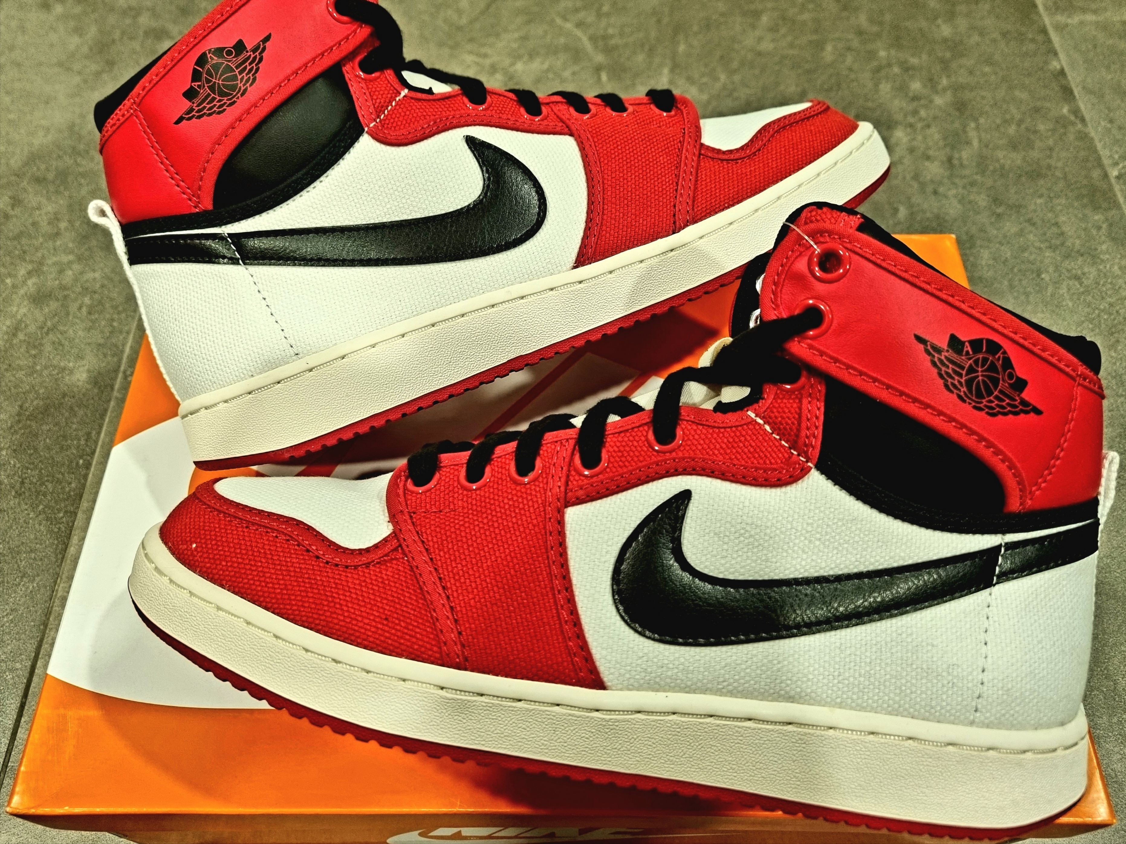 Jordan 1 KO Chicago 2021 착용 스타일 - 3