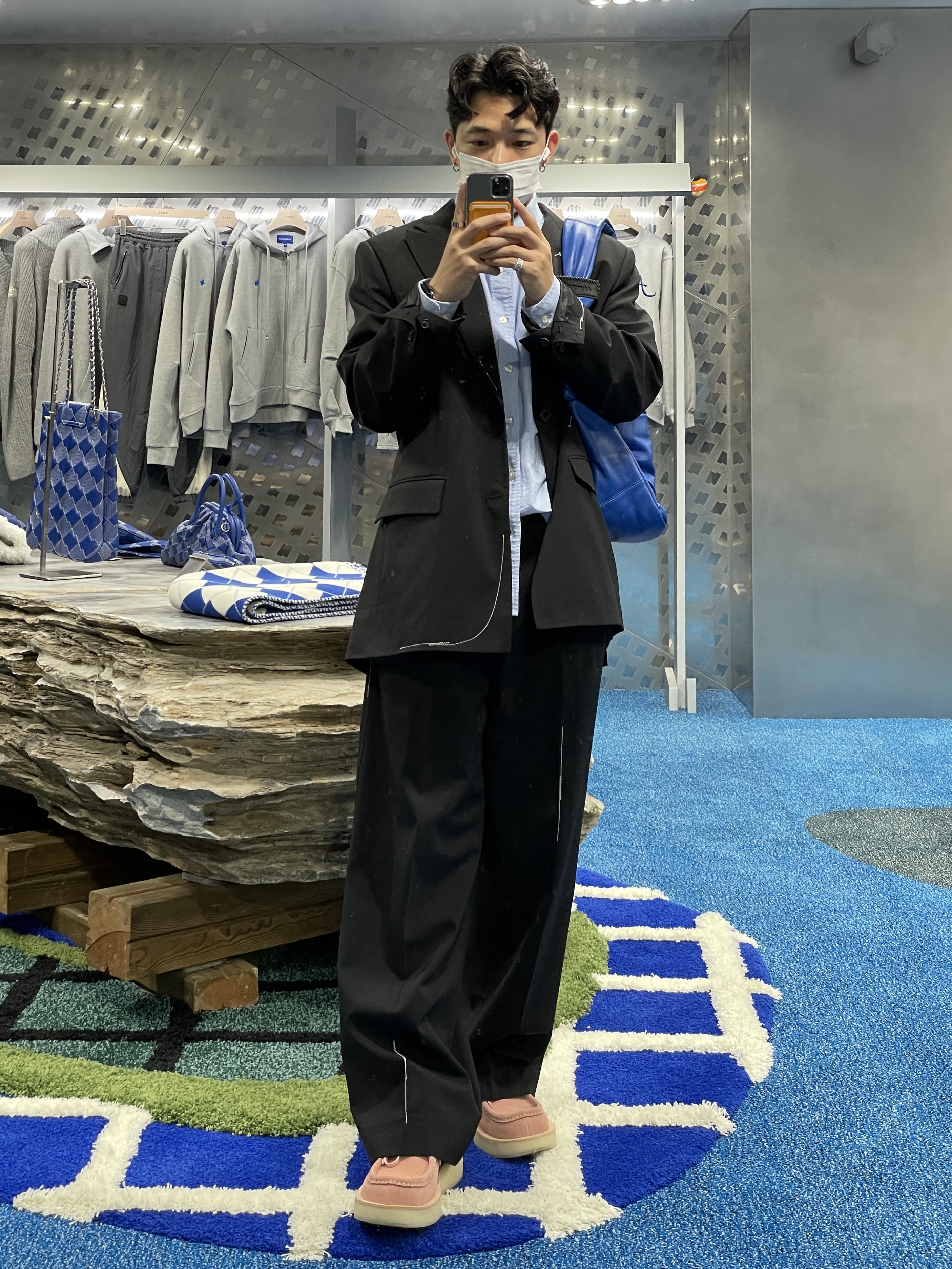 Zara x Ader Error Oversized Blazer Black, Zara x Ader Error Wide Pants Black 착용 스타일 - 1