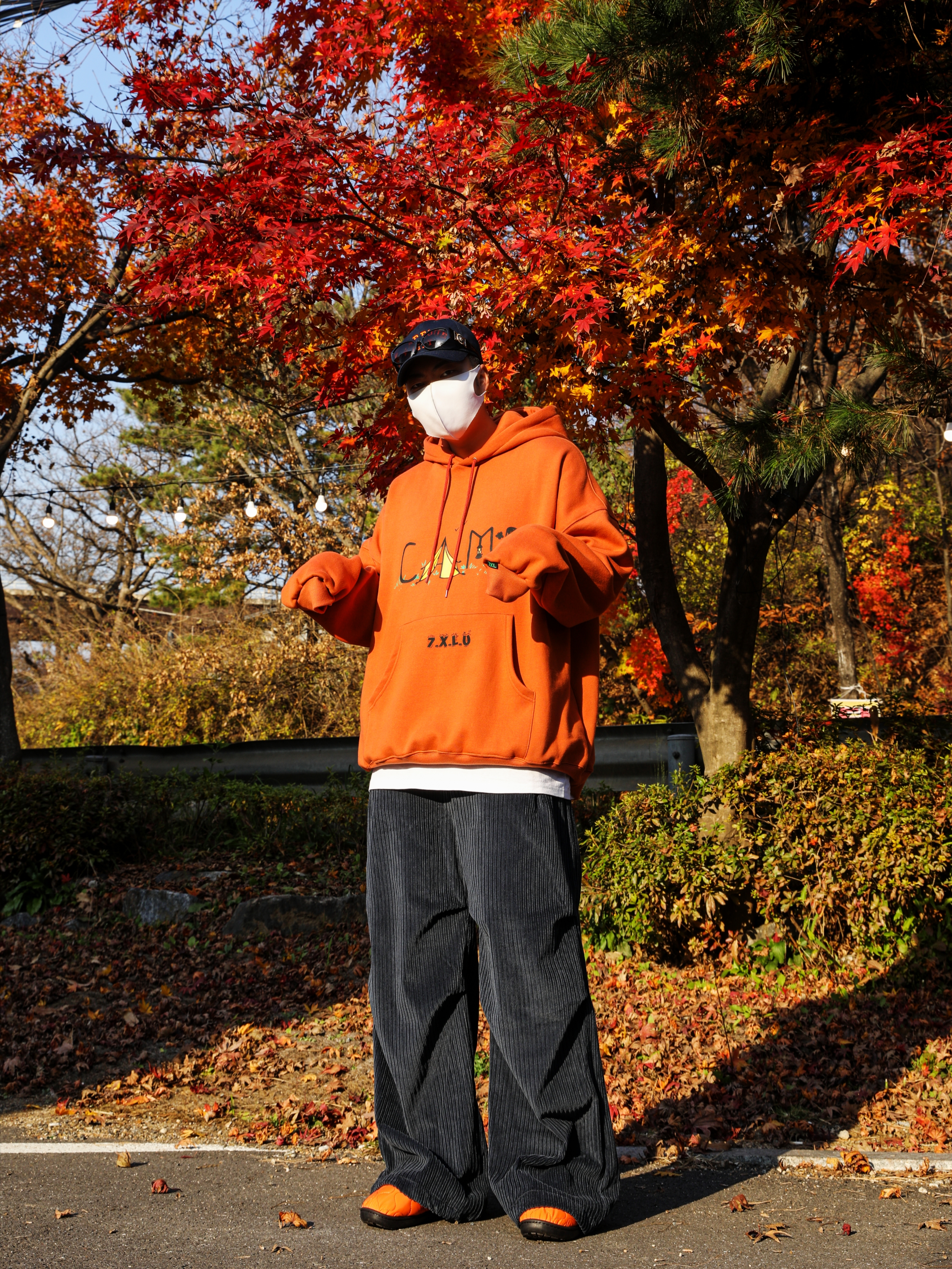 Adidas Puffylette Off White 착용 스타일 - 1