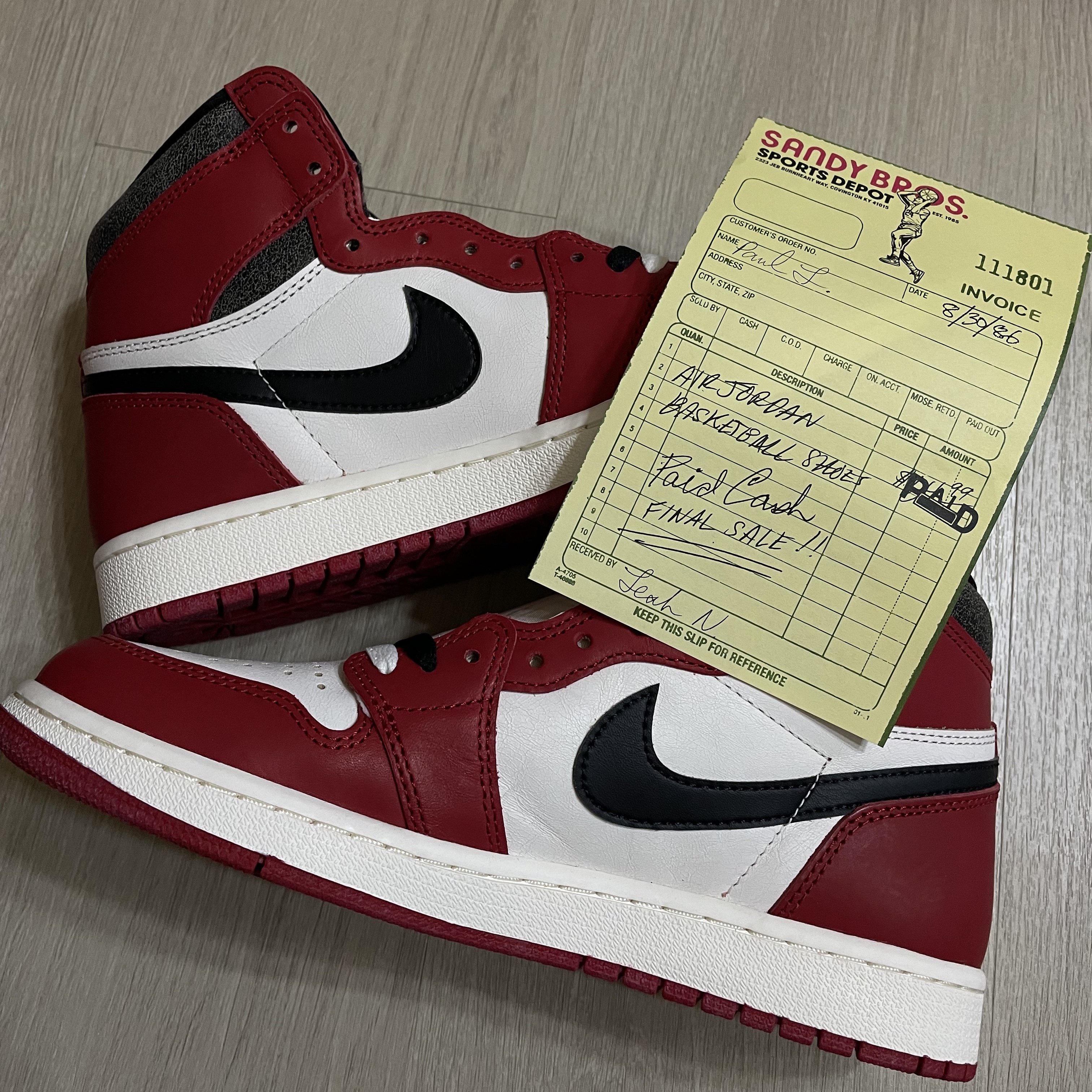 Jordan 1 Retro High OG Chicago 2022, (GS) Jordan 1 Retro High OG Chicago 2022 착용 스타일 - 2
