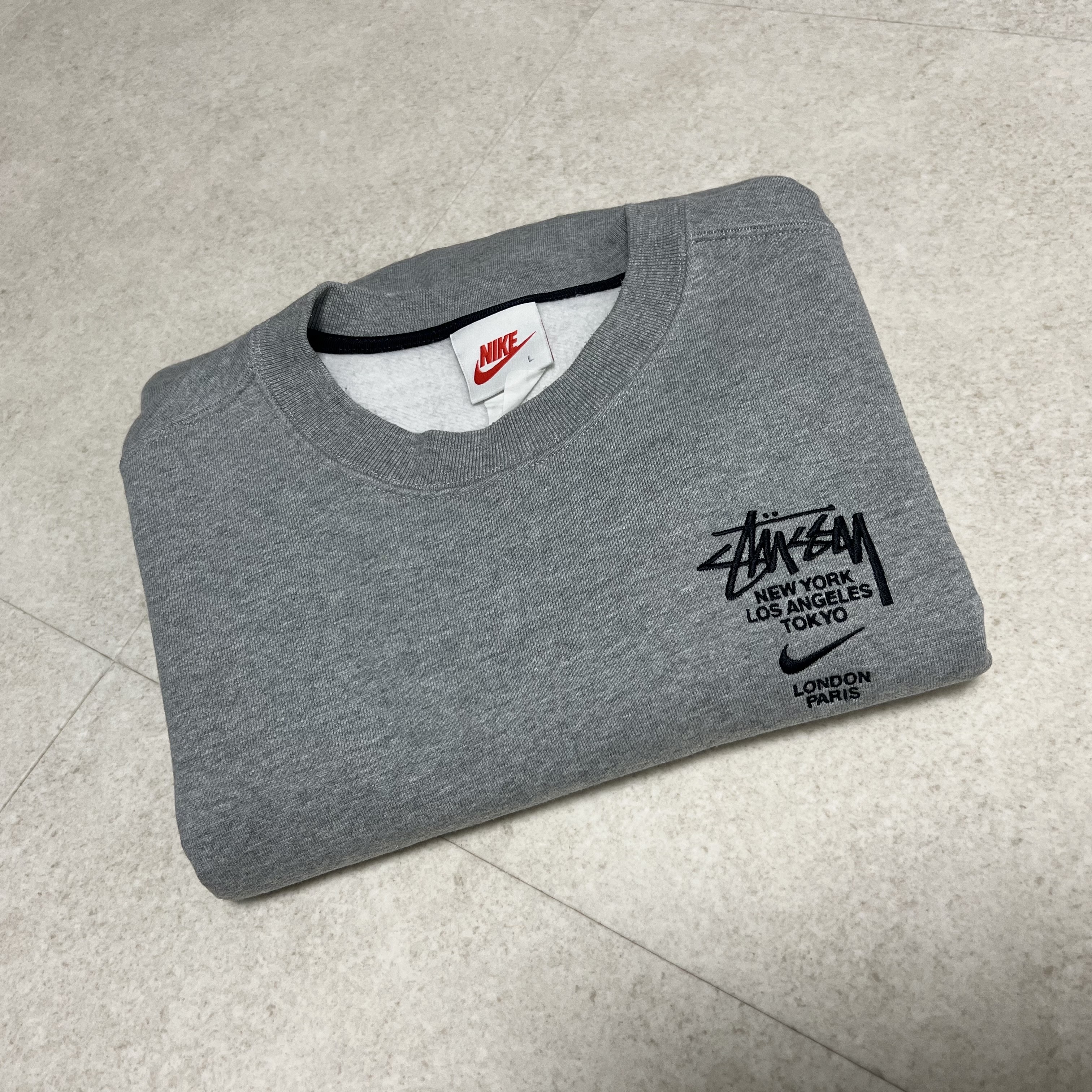 Nike x Stussy NRG ZR Fleece Crewneck Heather Grey - US/EU, Nike x Stussy NRG ZR Fleece Crewneck Heather Grey - Asia 착용 스타일