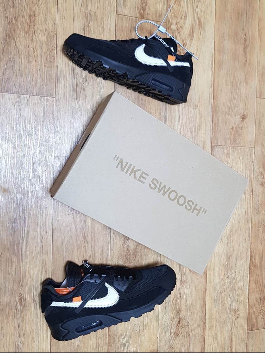 Nike x Off-White Air Max 90 V2 Black White 착용 스타일