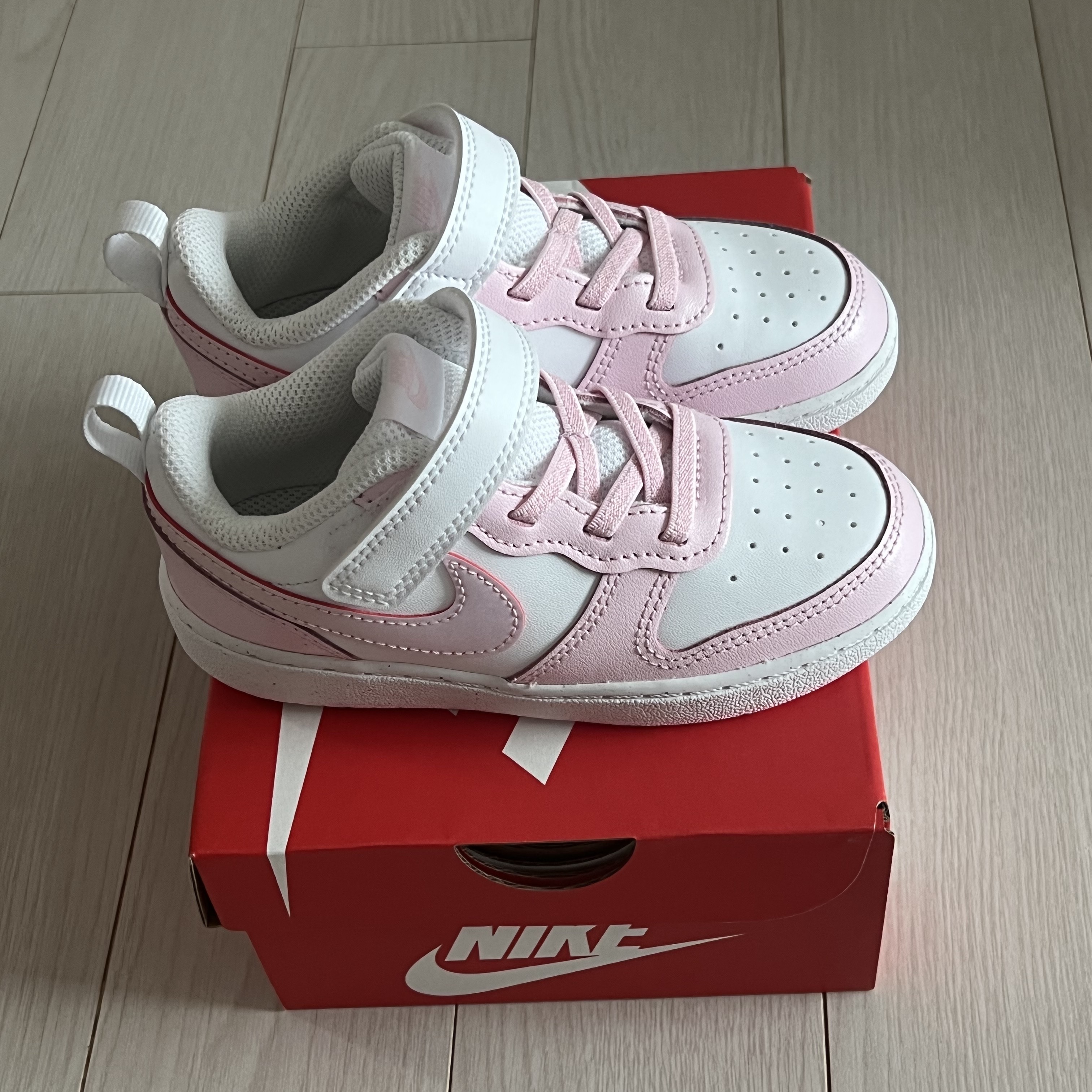 (TD) Nike Court Borough Low 2 SE White Pink Foam 착용 스타일 - 1