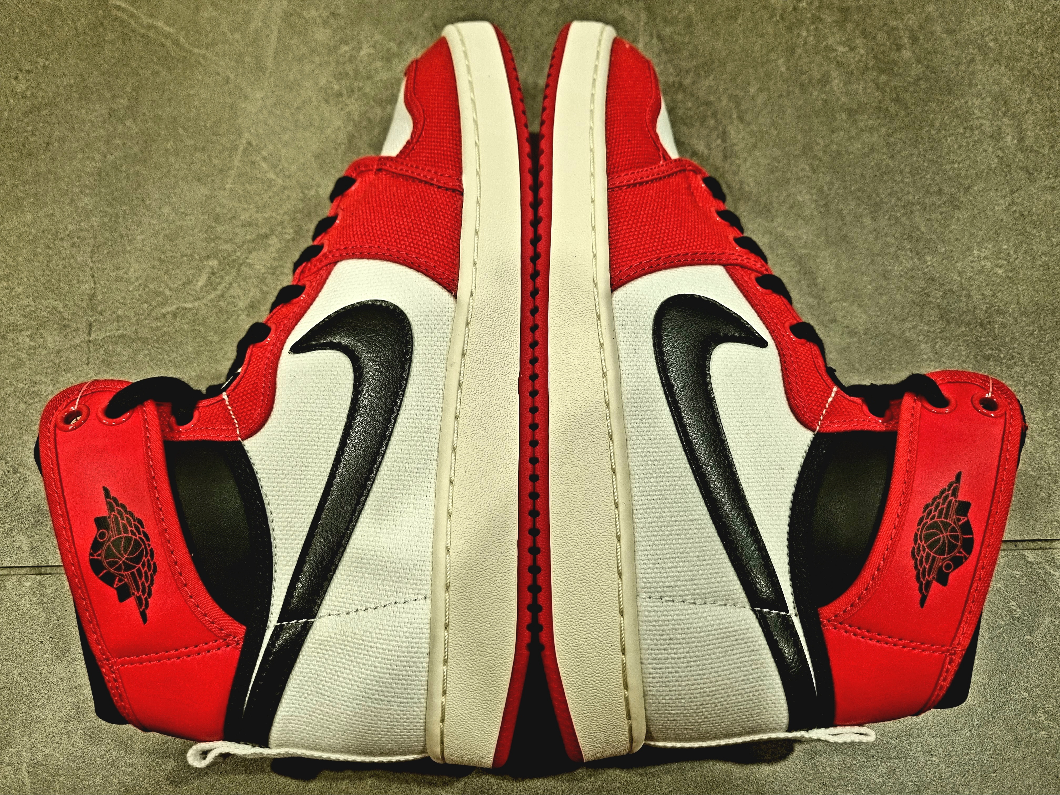 Jordan 1 KO Chicago 2021 착용 스타일 - 4