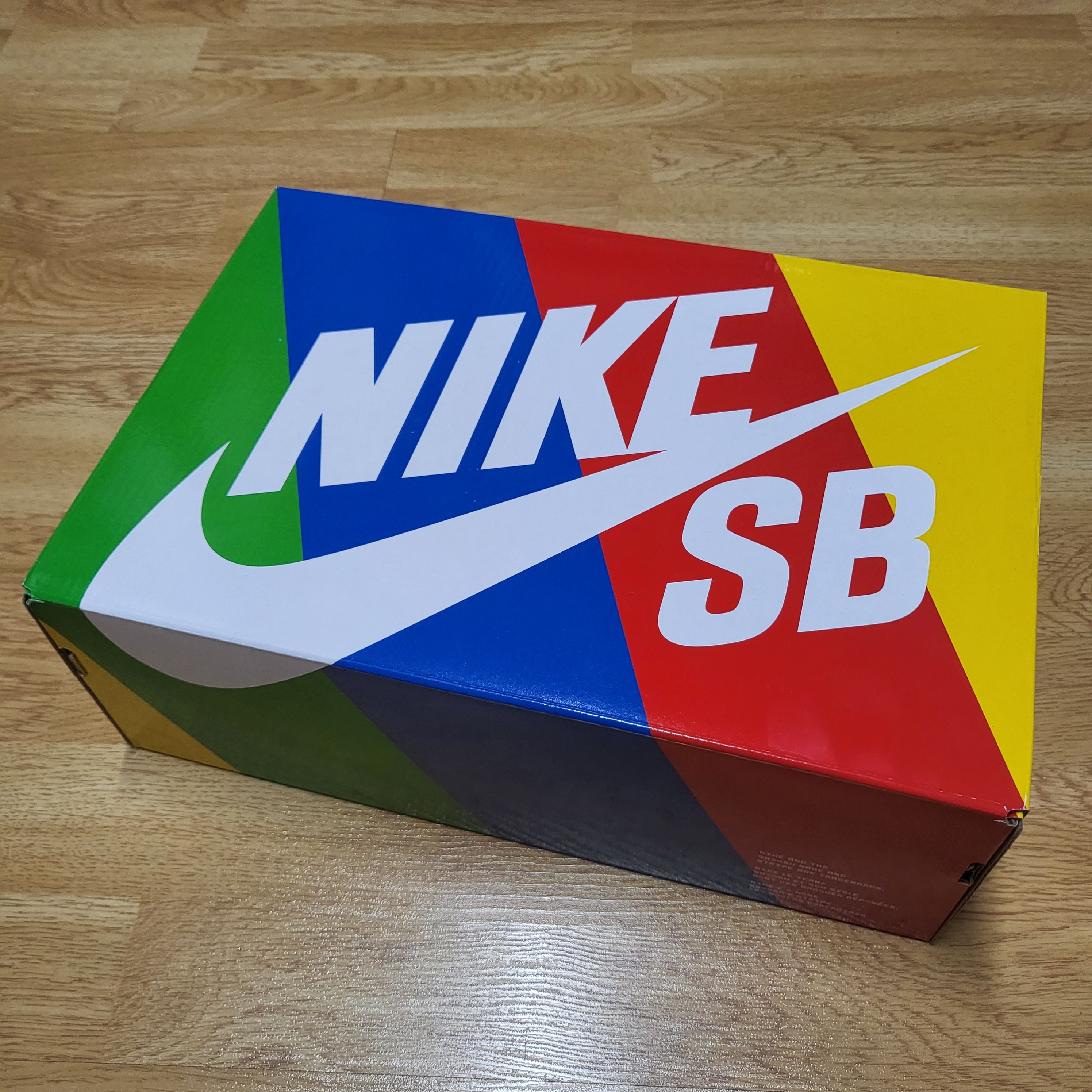 Nike x HUF SB Dunk Low San Francisco 착용 스타일 - 2