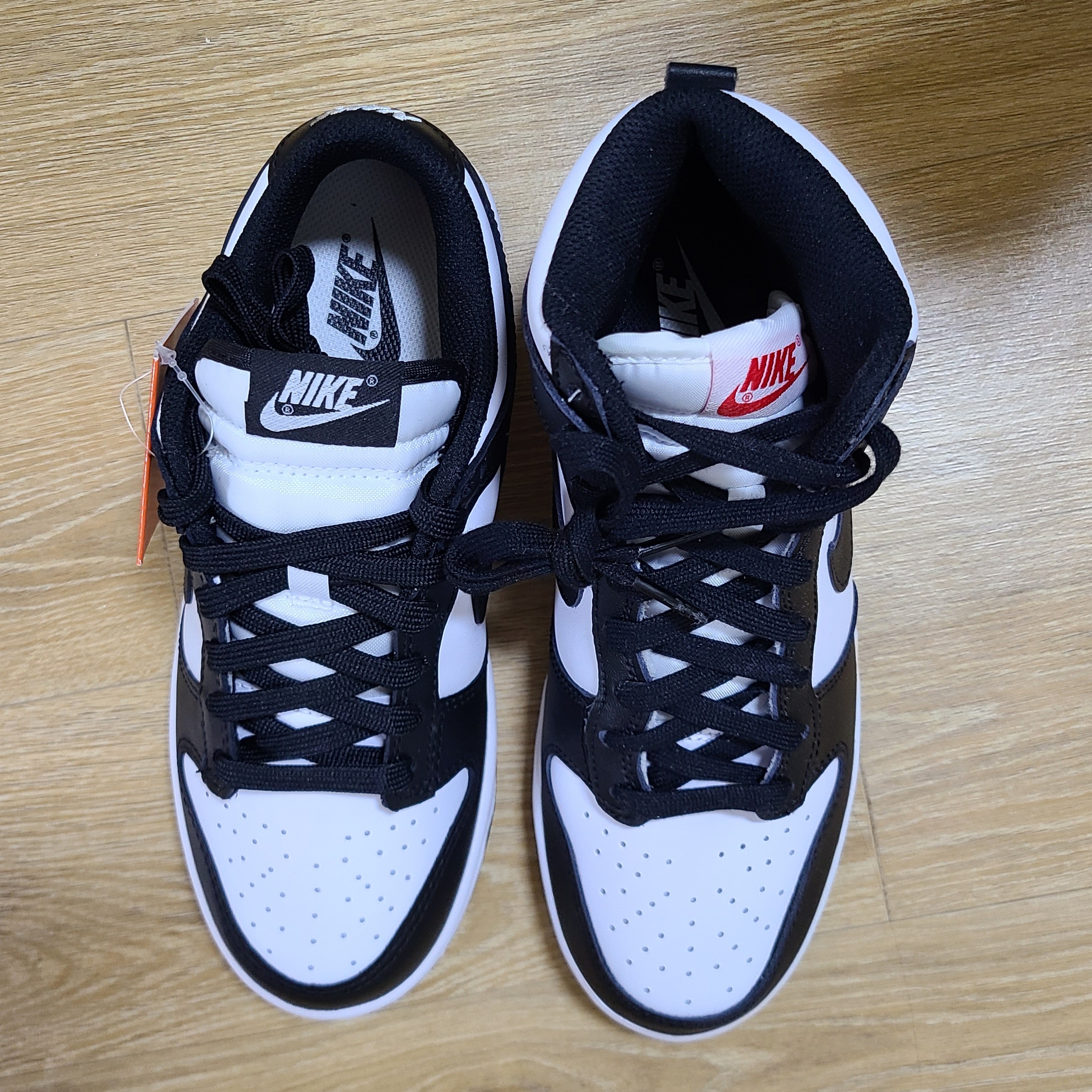 (W) Nike Dunk Low Black, (W) Nike Dunk High Black and White 착용 스타일 - 2