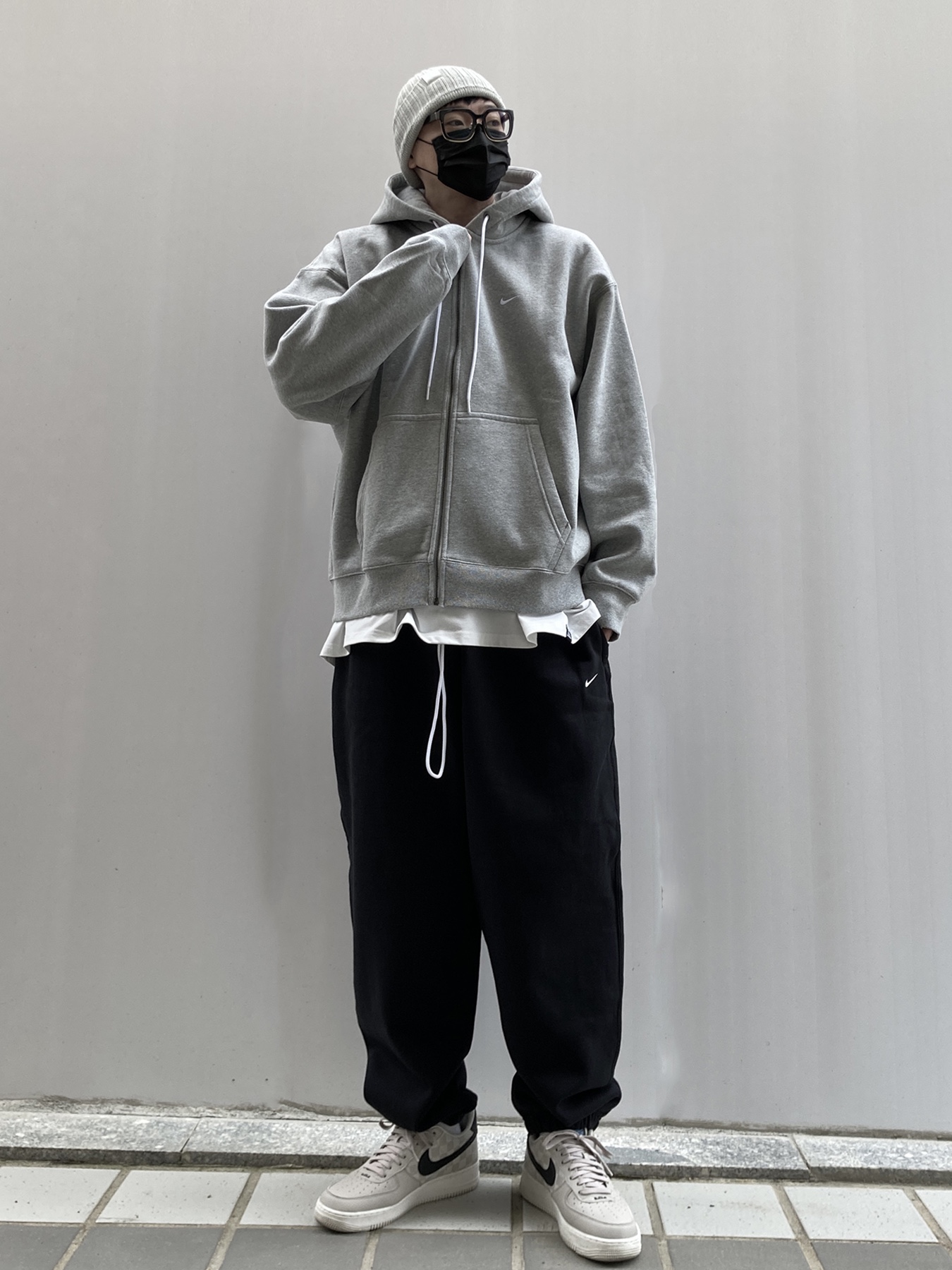 Nike NRG Solo Swoosh Fleece Pants Black - US/EU, Nike NRG Solo Swoosh Fleece Pants Black White - Asia 착용 스타일 - 4