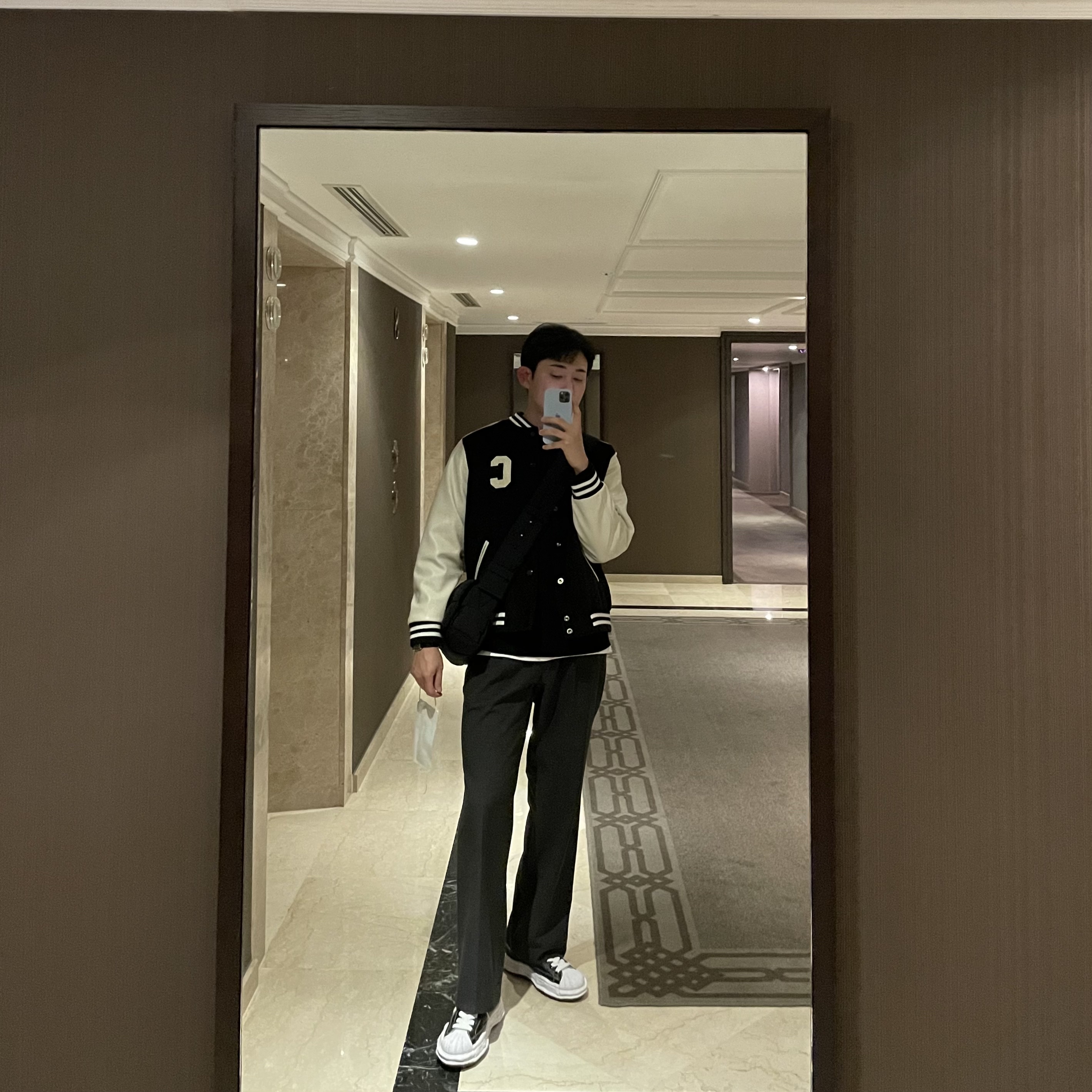Maison Mihara Yasuhiro Blakey OG Sole Leather Low-top Sneakers Black, Celine Classic Teddy Jacket in Textured Wool Black 착용 스타일 - 1