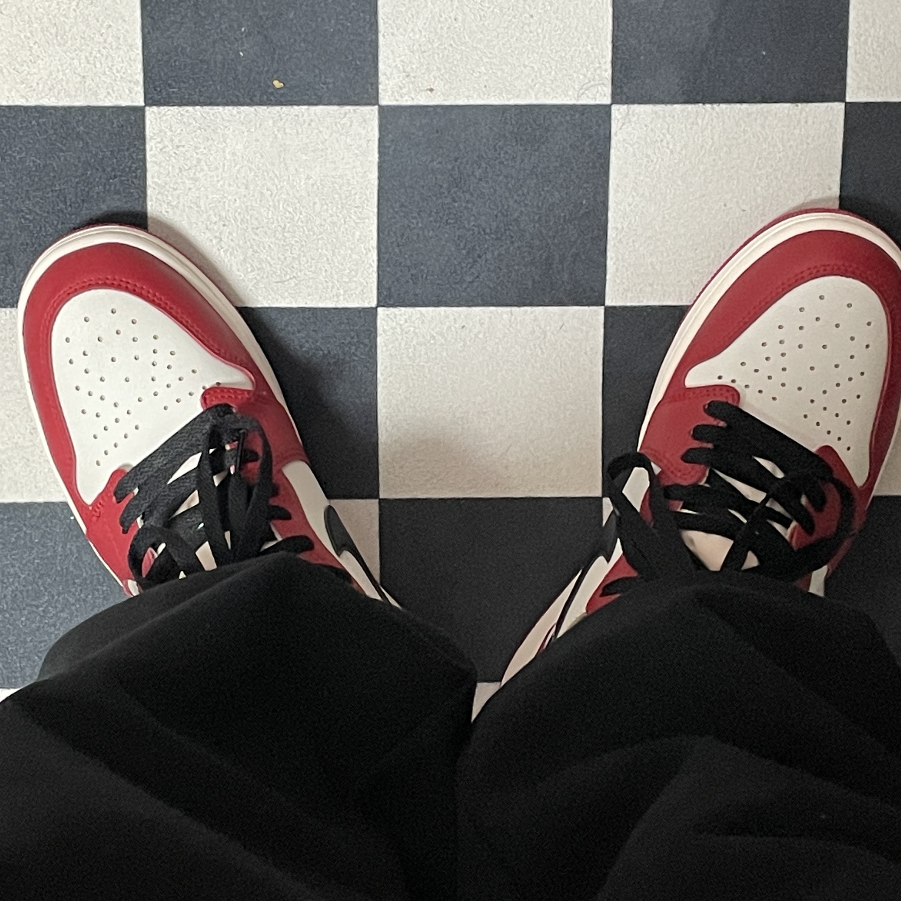 Jordan 1 Retro High OG Chicago 2022 착용 스타일 - 1