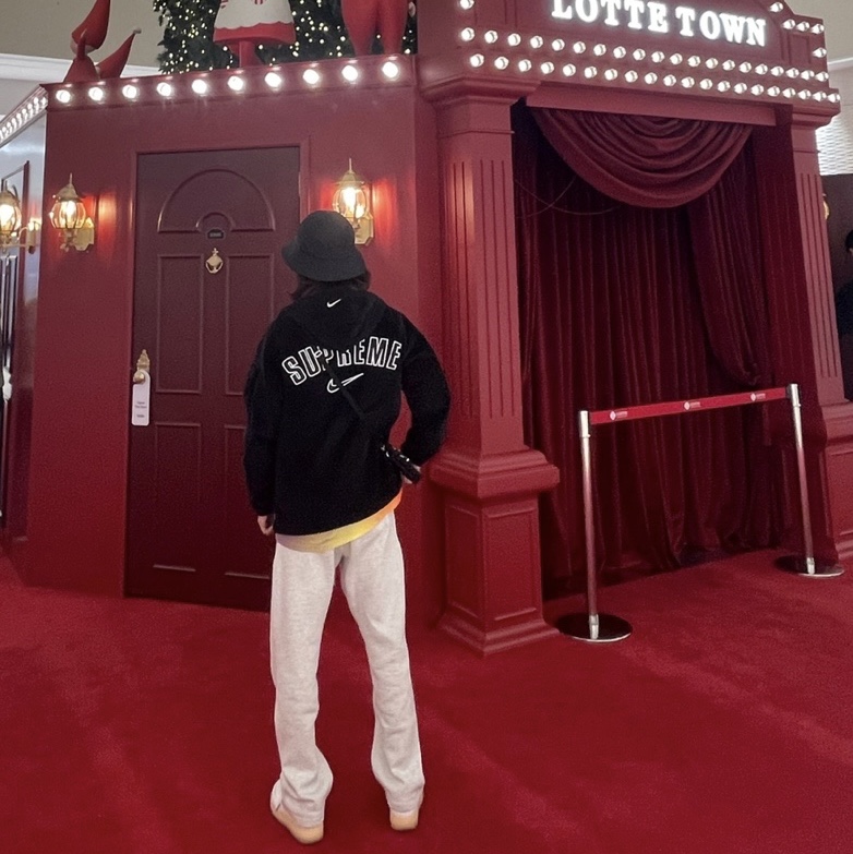Supreme x Nike Arc Corduroy Hooded Jacket Black - 22SS, Nike x Stussy NRG FL Storm-Fit Bucket Hat Black 착용 스타일 - 1